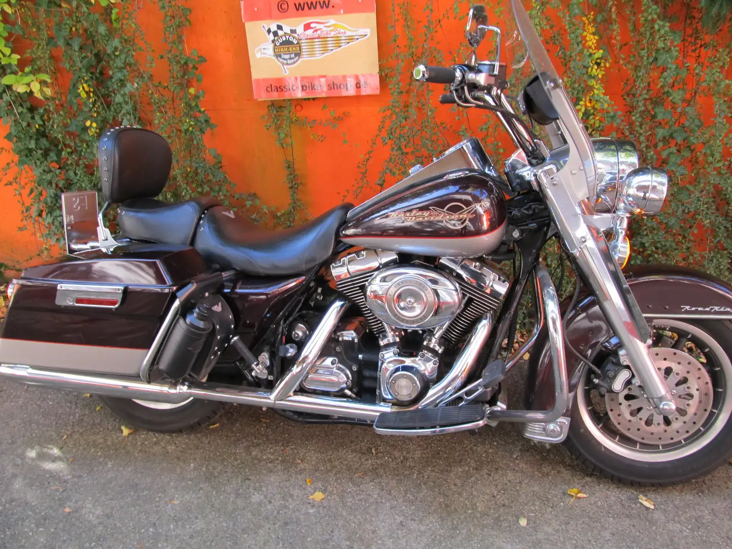 Harley-Davidson Road King FLHR - 1