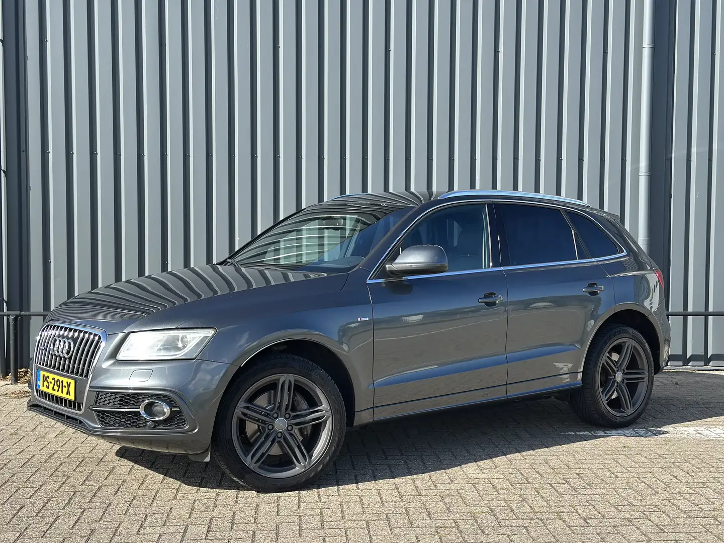 Audi Q5 3.0 TDI q. Pro L S Grijs - 1