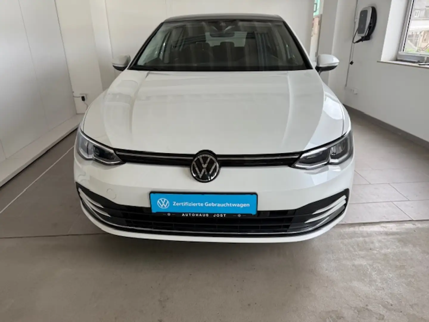 Volkswagen Golf MOVE VIII 1.0 TSI Panodach Navi LED ACC PDC SHZ Weiß - 2