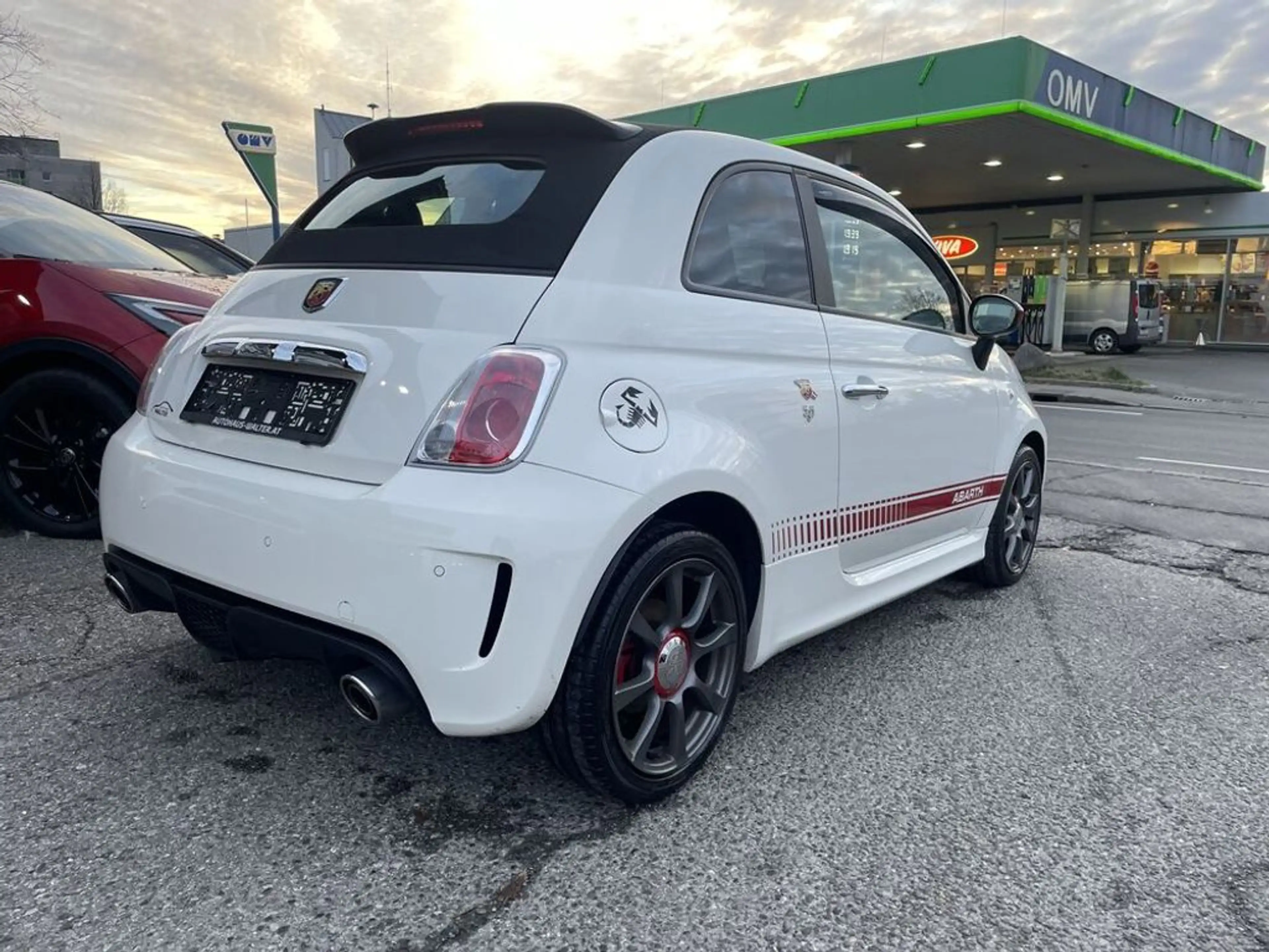 Abarth 500 Abarth 595C — photo 9