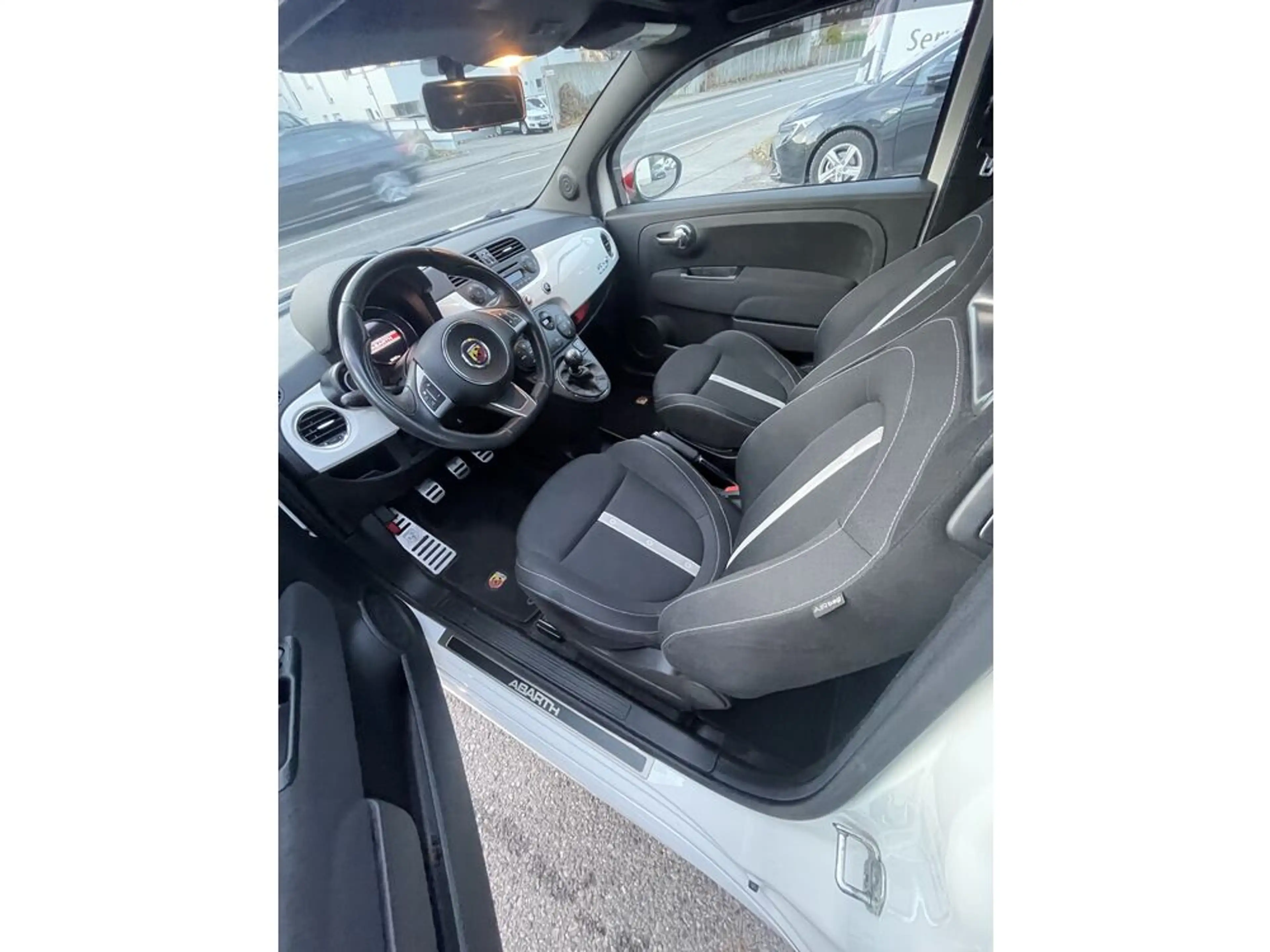 Abarth 500 Abarth 595C — photo 4