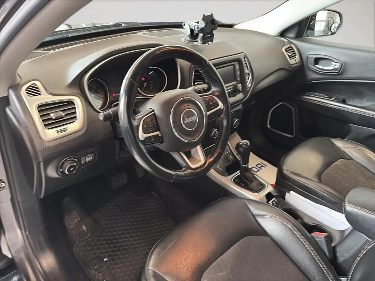 Jeep Compass снимка Jeep Compass