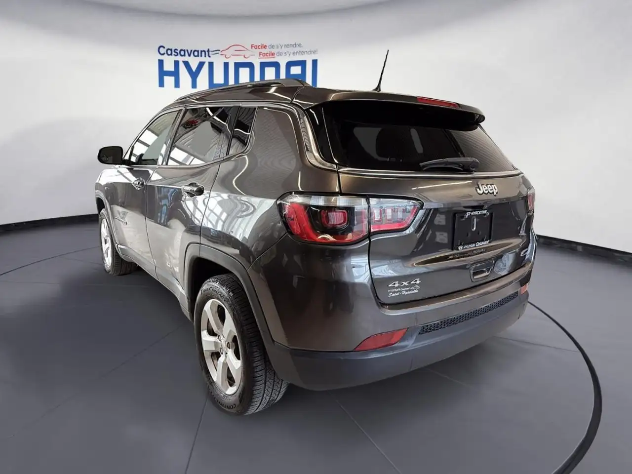 Jeep Compass снимка Jeep Compass