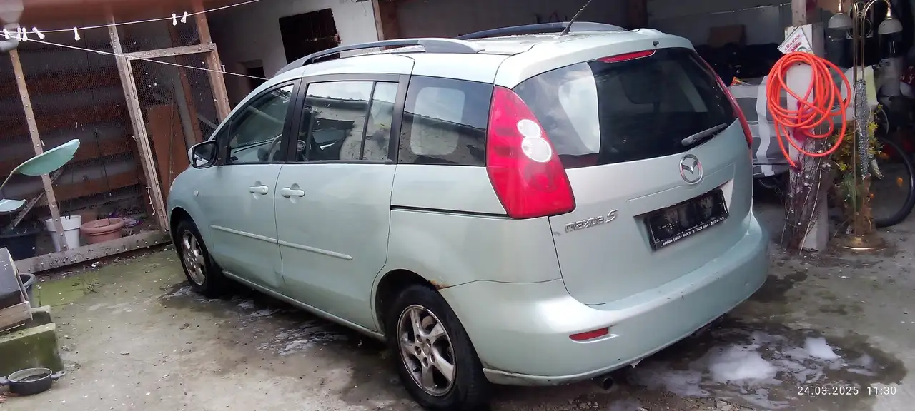 Mazda 5