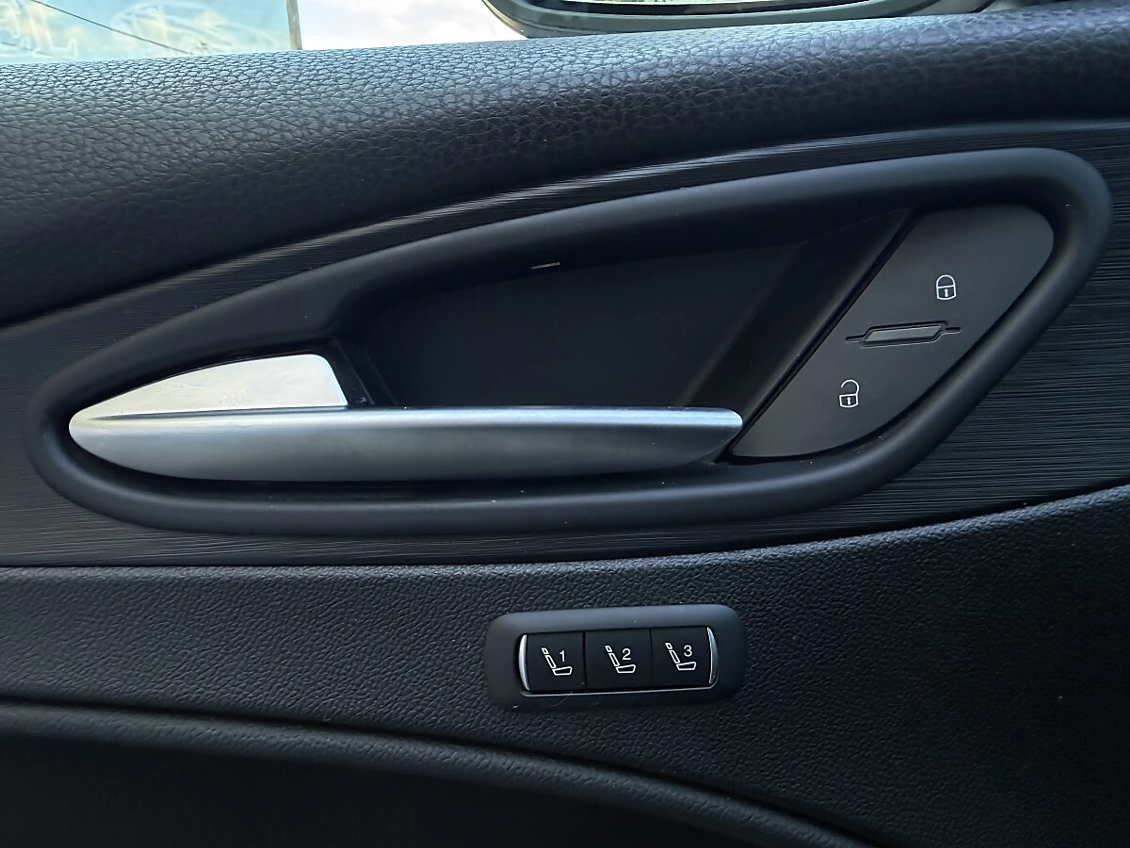 Alfa Romeo Stelvio Super 2,0 Q4 ATX AWD — photo 14