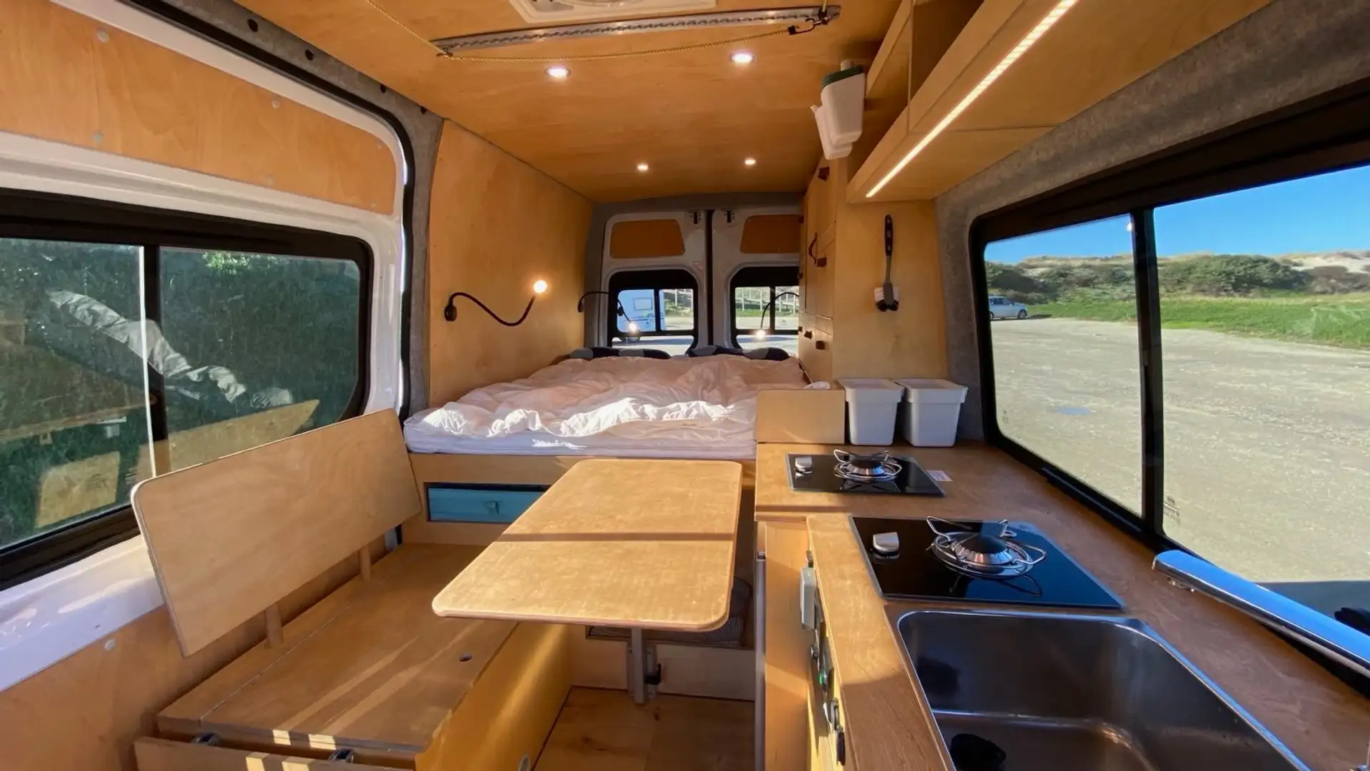 Caravans-Wohnm Mercedes-Benz Expeditionsmobil, einsatzbereit für Sommer und Winter Weiß - 2