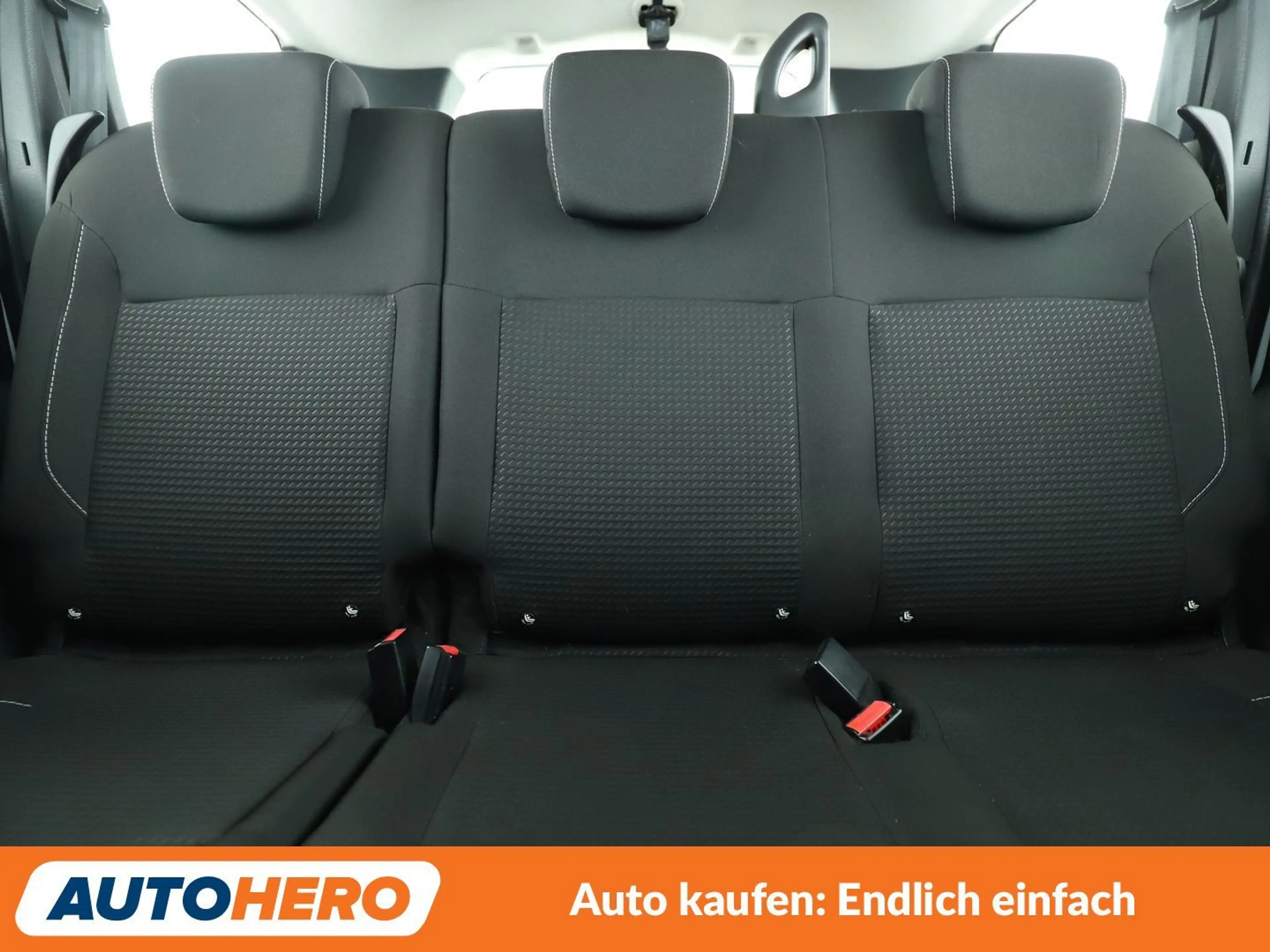 Dacia Lodgy 1.6 SCe Comfort *TEMPO*PDC*SHZ*KLIMA* — photo 15