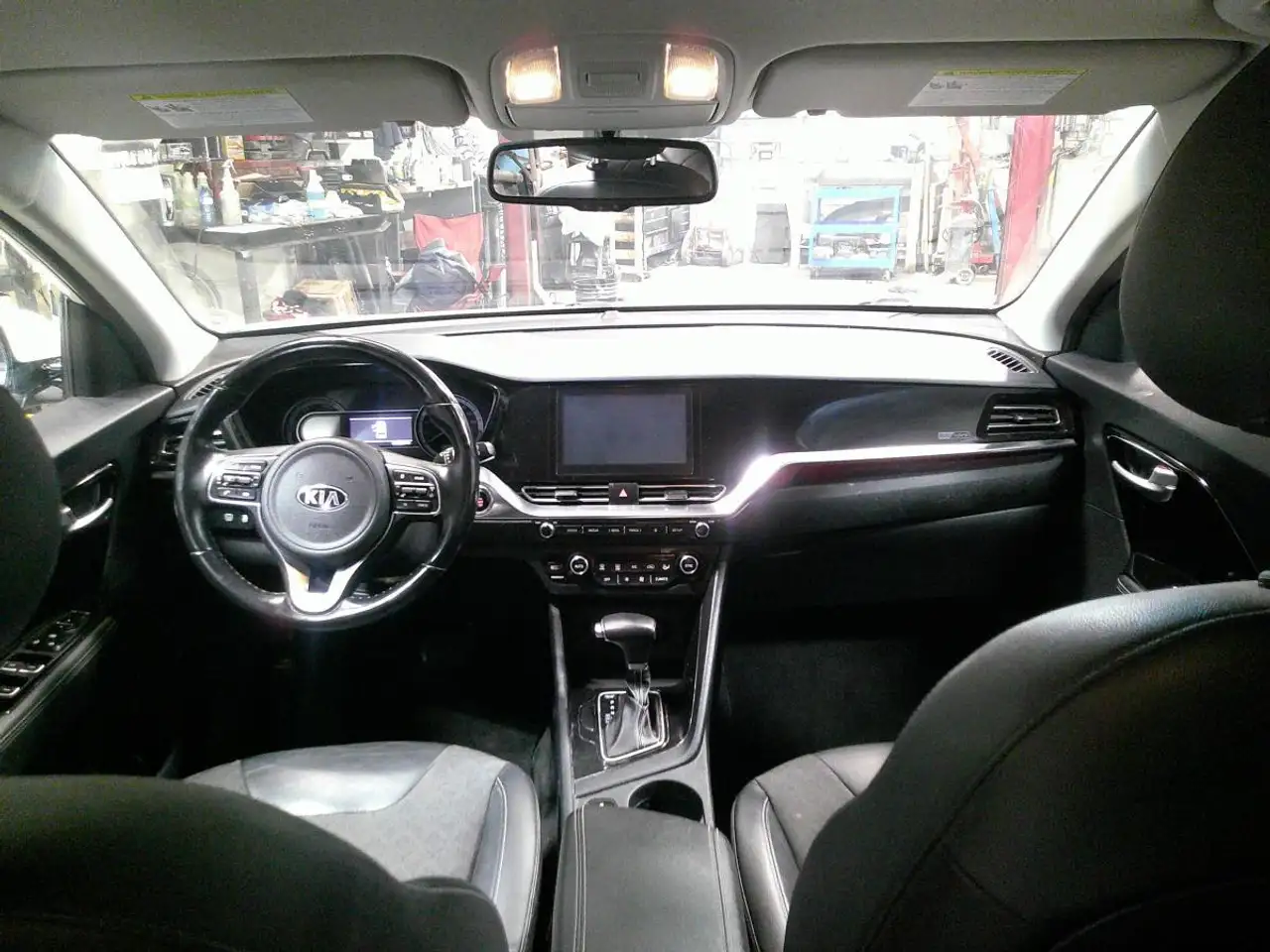Kia Niro photo Kia Niro