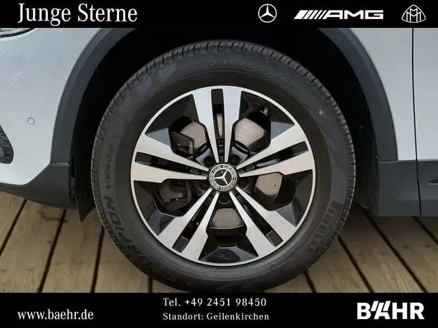 Mercedes-Benz Gla view 6