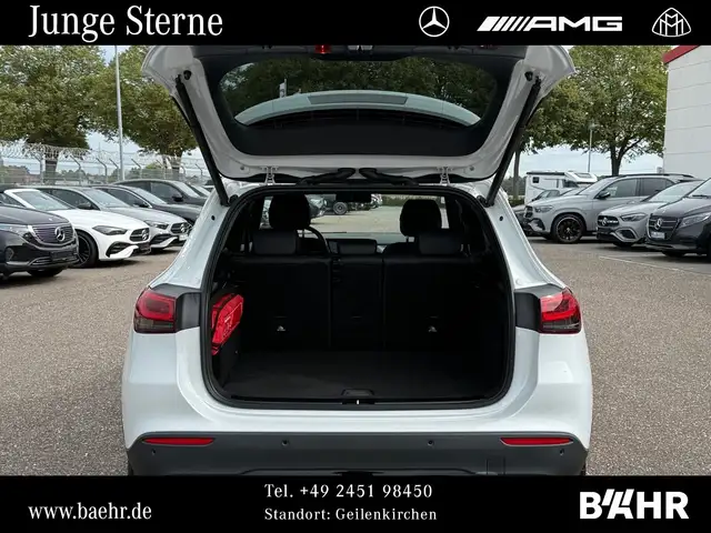 Mercedes-Benz Gla view 15