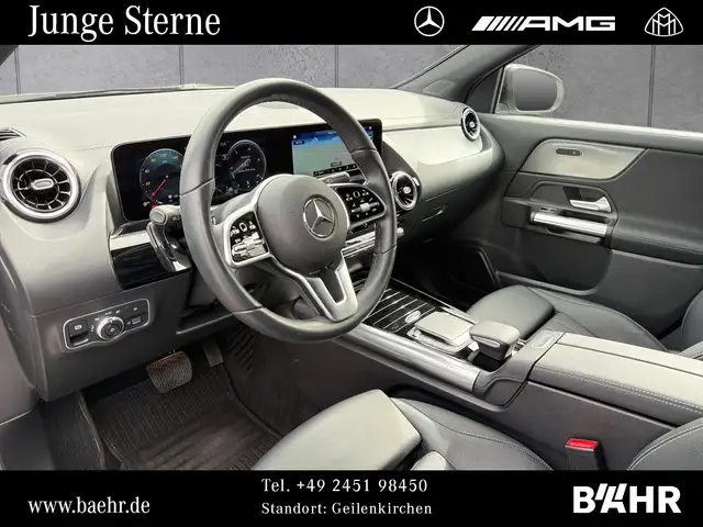 Mercedes-Benz Gla view 11