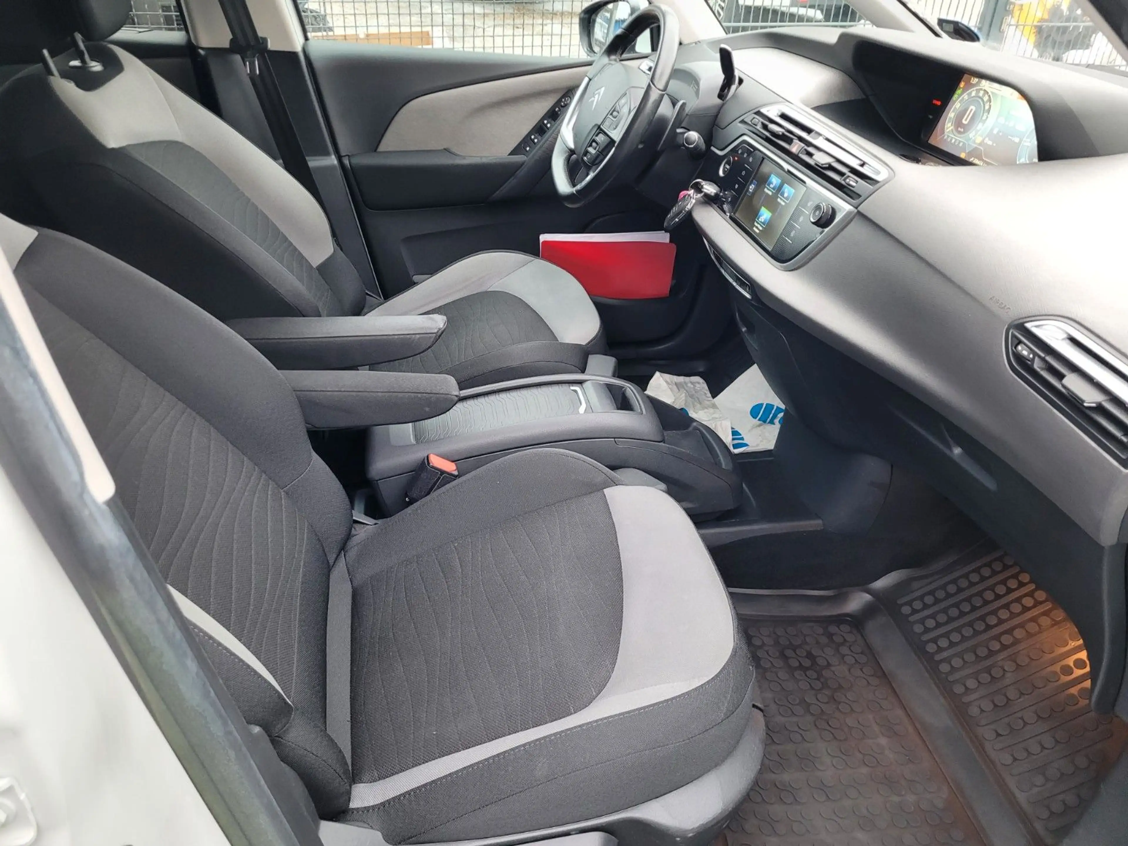 Citroen Grand C4 Picasso /Intensive*1.BESITZ*KAMERA* — photo 10