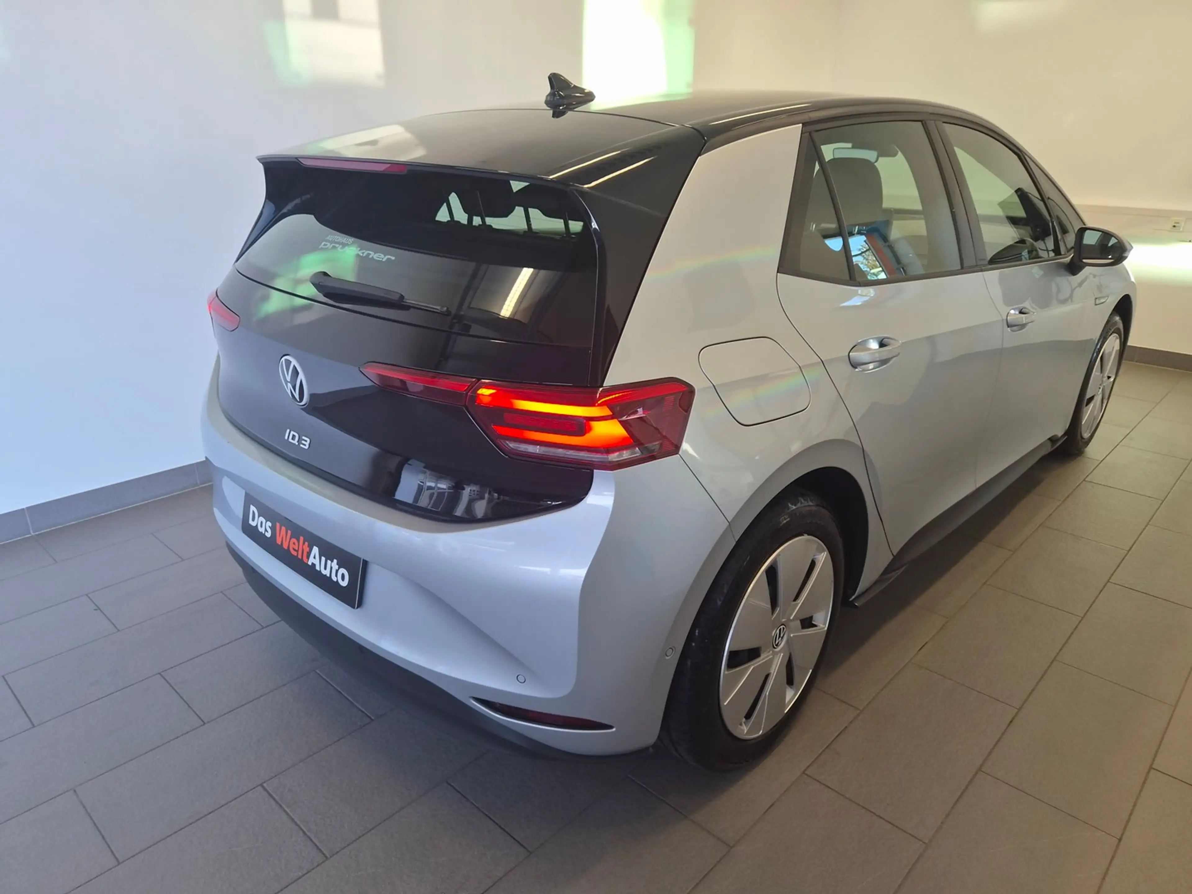 Volkswagen ID.3 Pro 107 kW — photo 2