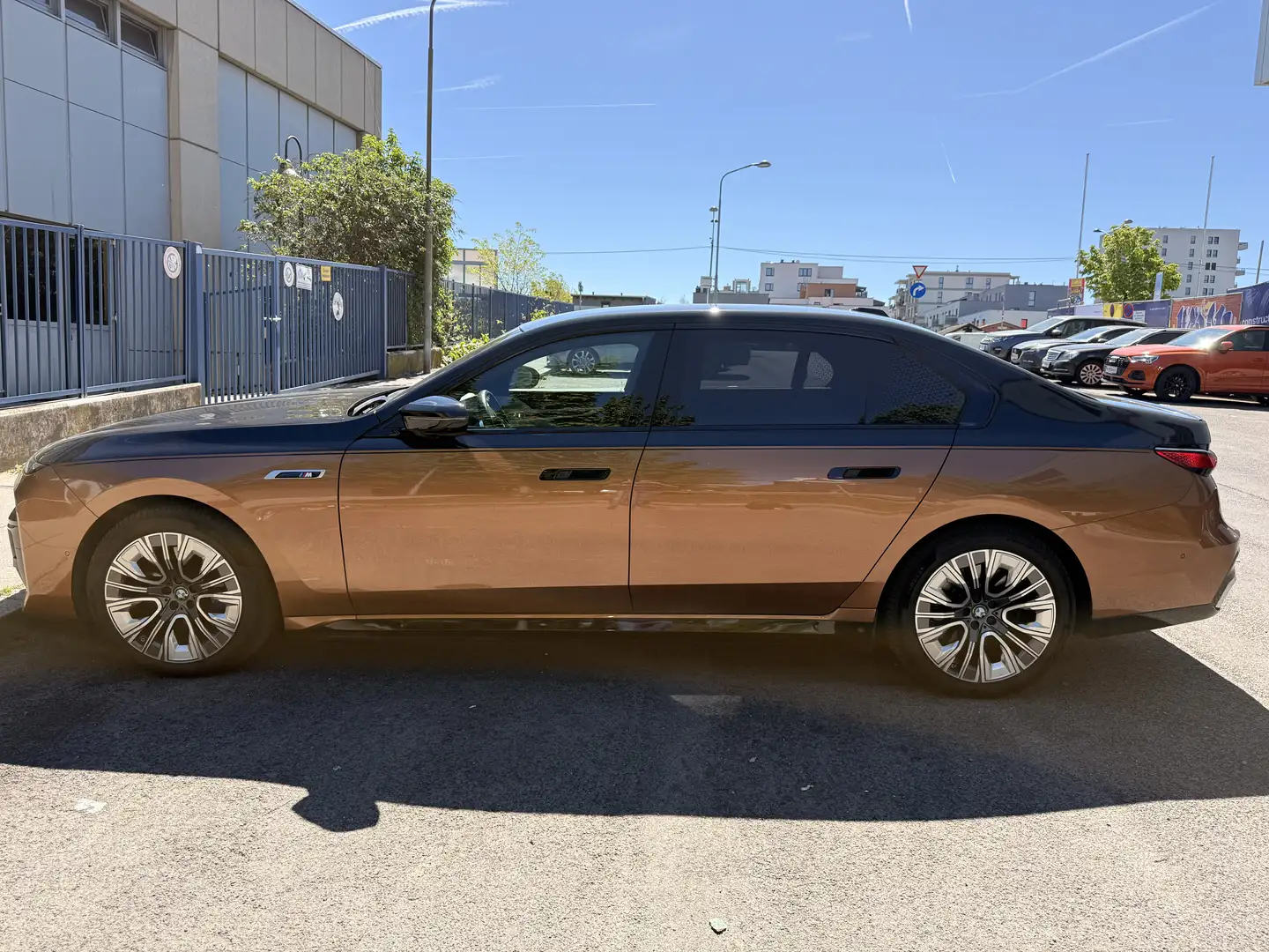 BMW i7 i7 M70 xDrive 105,7kWh Beige - 2