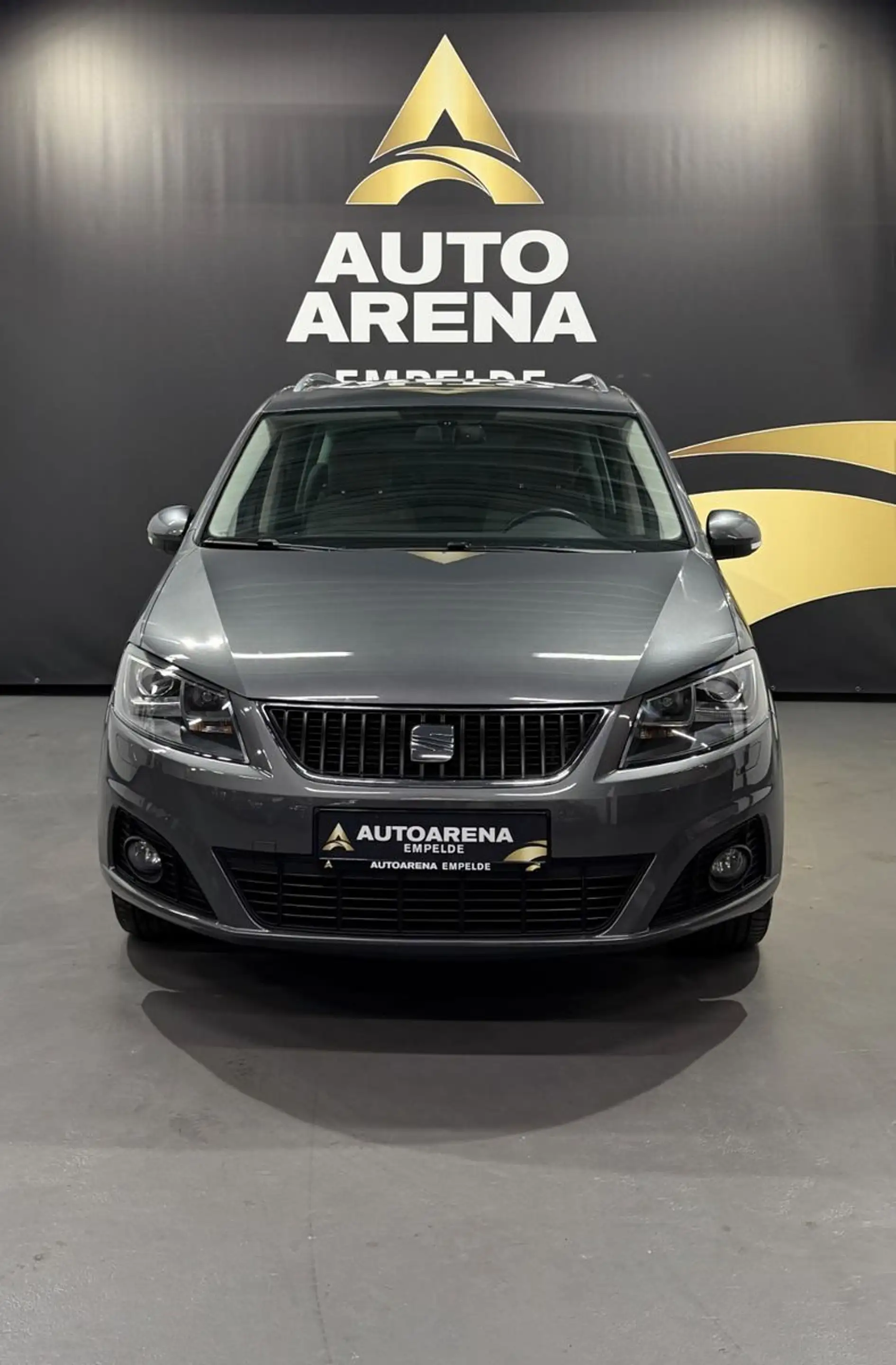 SEAT Alhambra 2.0 TDI DSG 7-Sitzer Navi*Cam*Temp.*AHK — photo 2