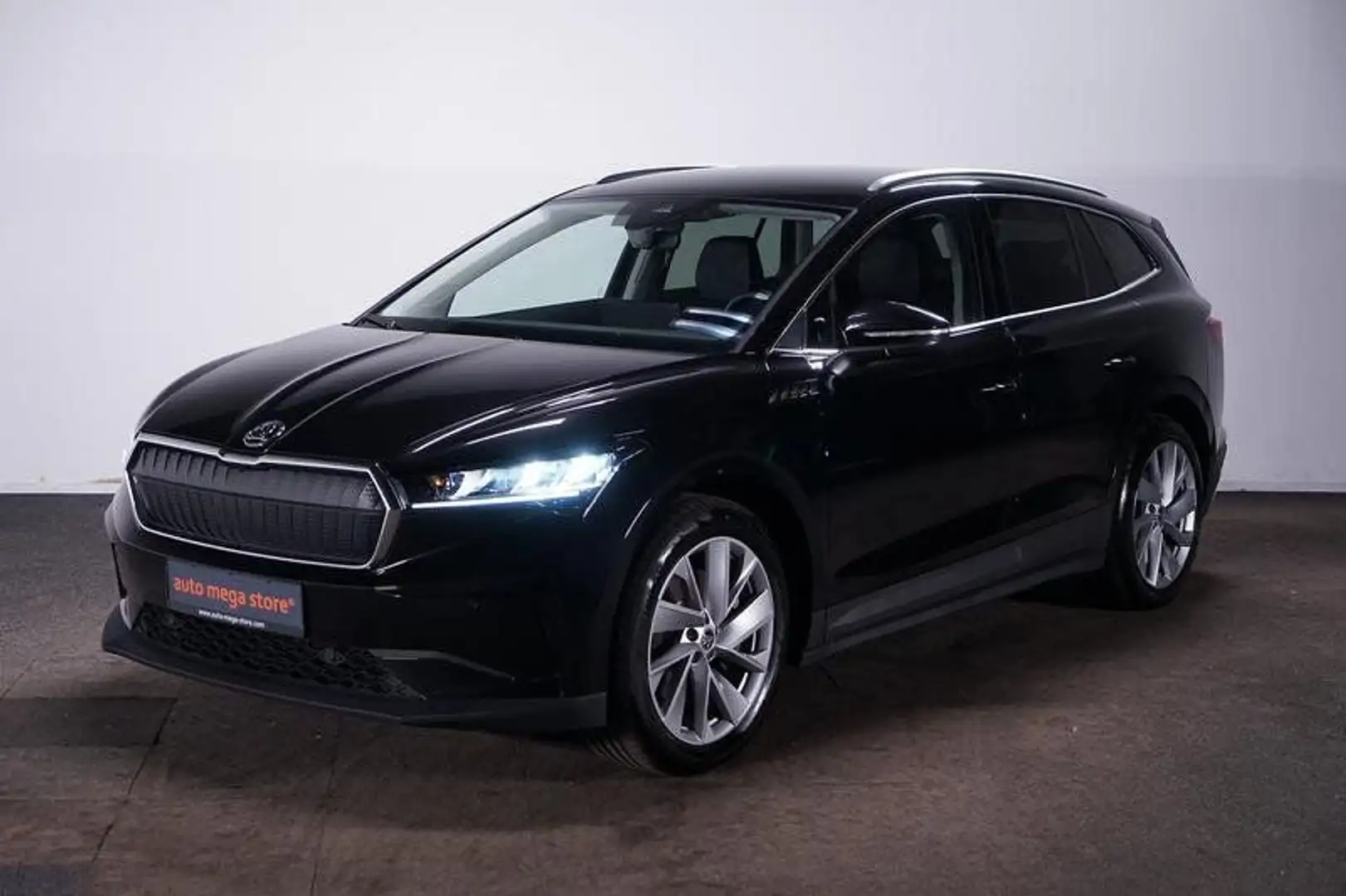 Skoda Enyaq 80 Suite Kamera/ACC/KeyLess/LED/Navi/RFK Schwarz - 1