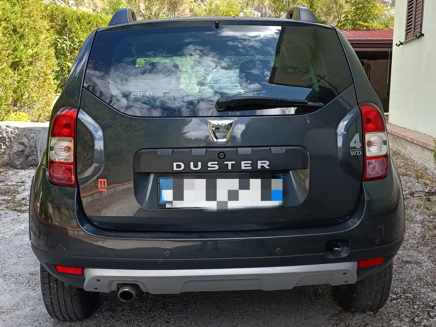 Dacia Duster 1.5 Dci (110 cv - 85kw) 4x4 Grigio - 2