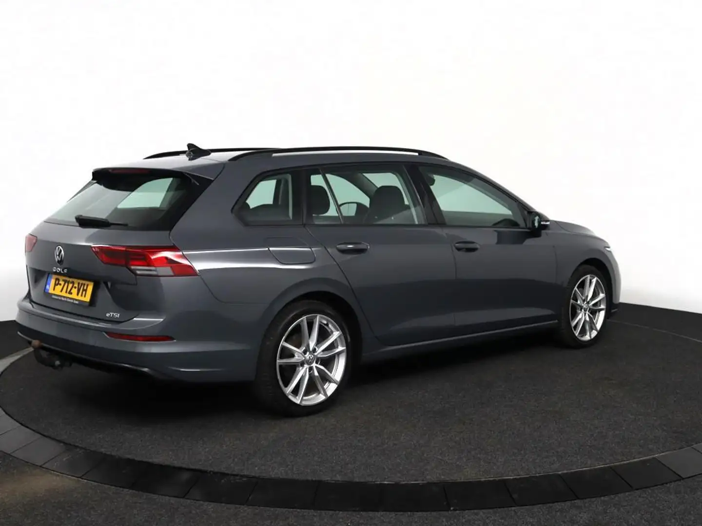 Volkswagen Golf Variant 1.0 eTSI Life Business|Automaat|Trekhaak|Stoelverw Grijs - 2