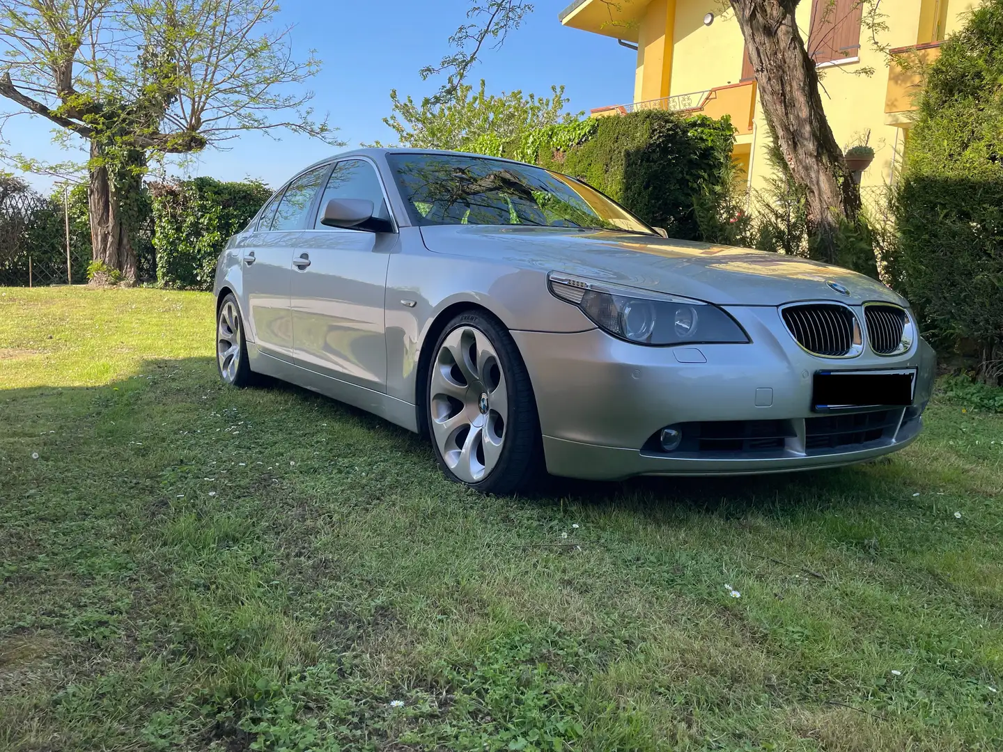 BMW 535 535d Eccelsa Stříbrná - 2