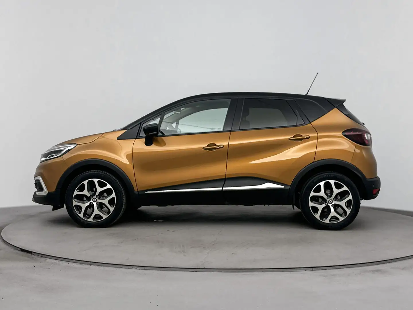 Renault Captur 0.9 TCe Intens 90PK | Navigatie | Achteruitrijcame Orange - 2