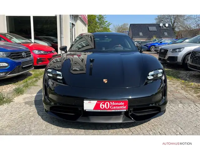 Porsche Taycan view 3
