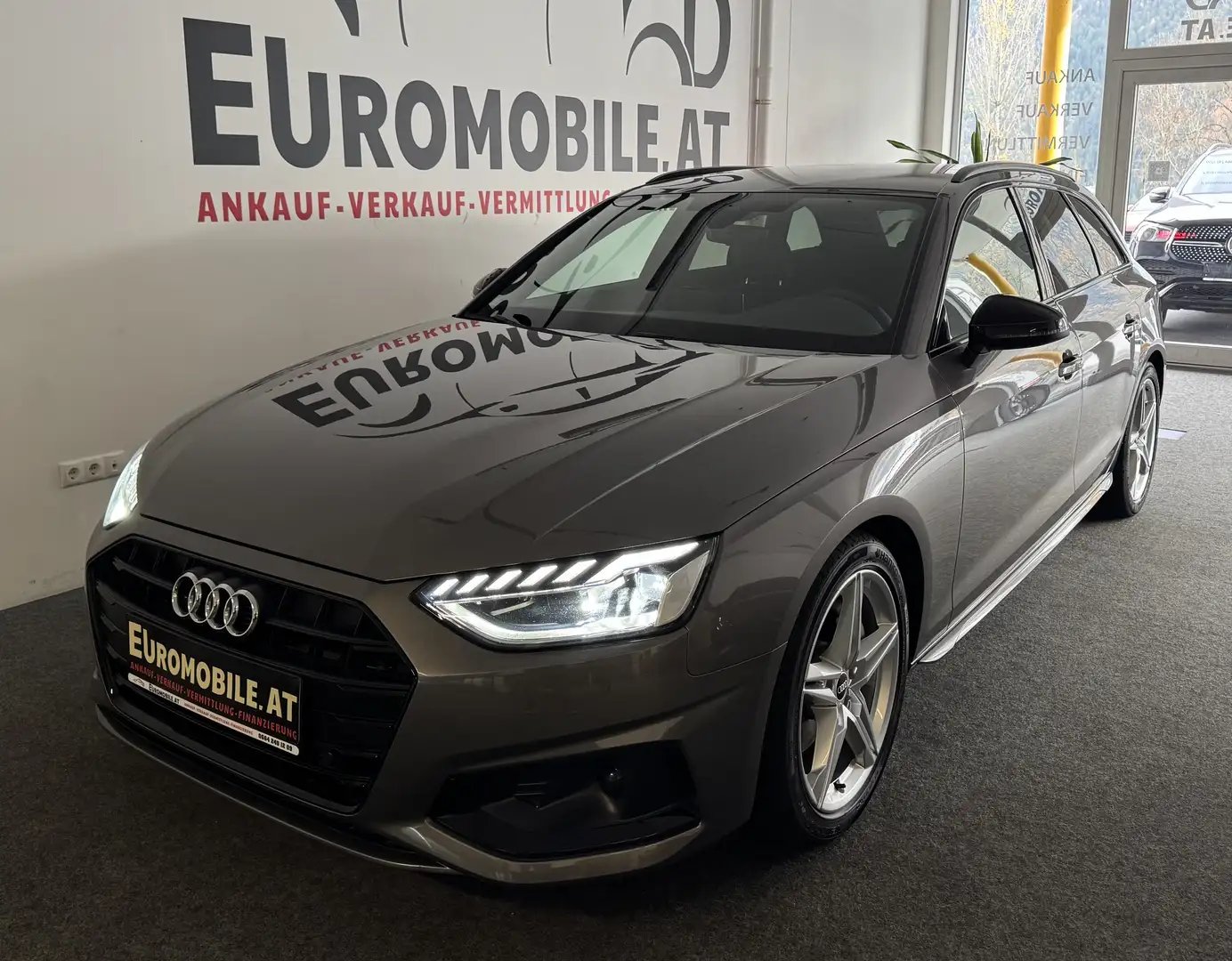 Audi A4 40 TDI Advanced S-LINE AHK*3-ZON.*ALCANTARA*18ZOLL Gris - 1