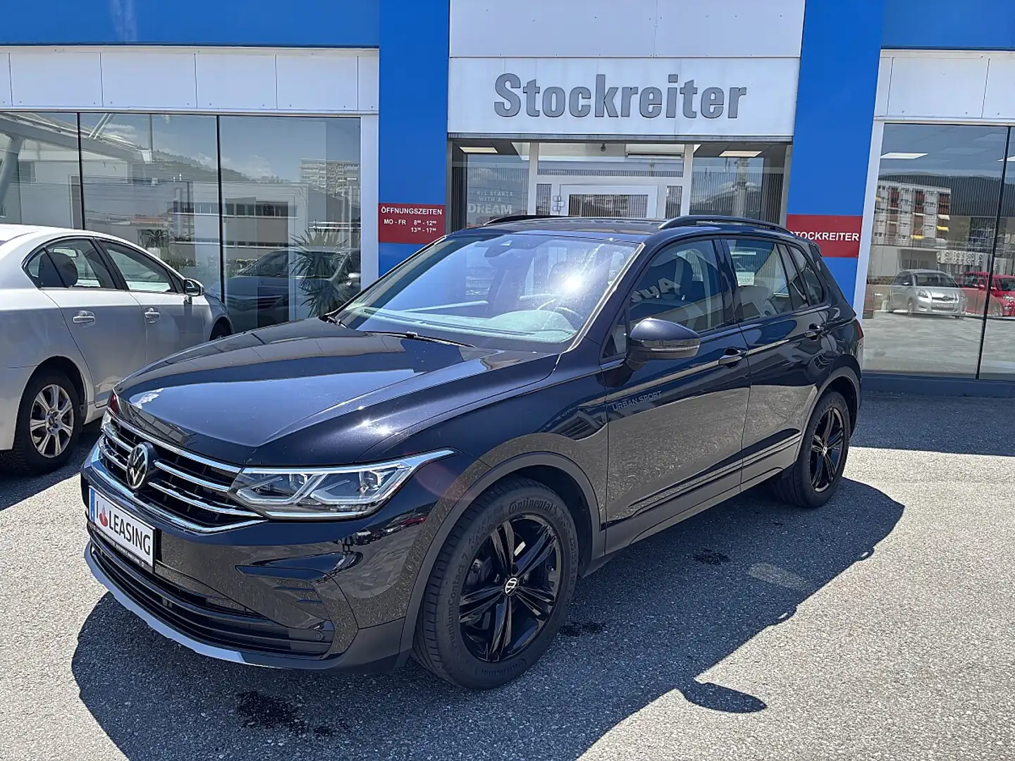 Volkswagen Tiguan 2,0 TSI 4Motion DSG*MATRIX*KAMERA*AHK*NAVI*TEMP... Schwarz - 1