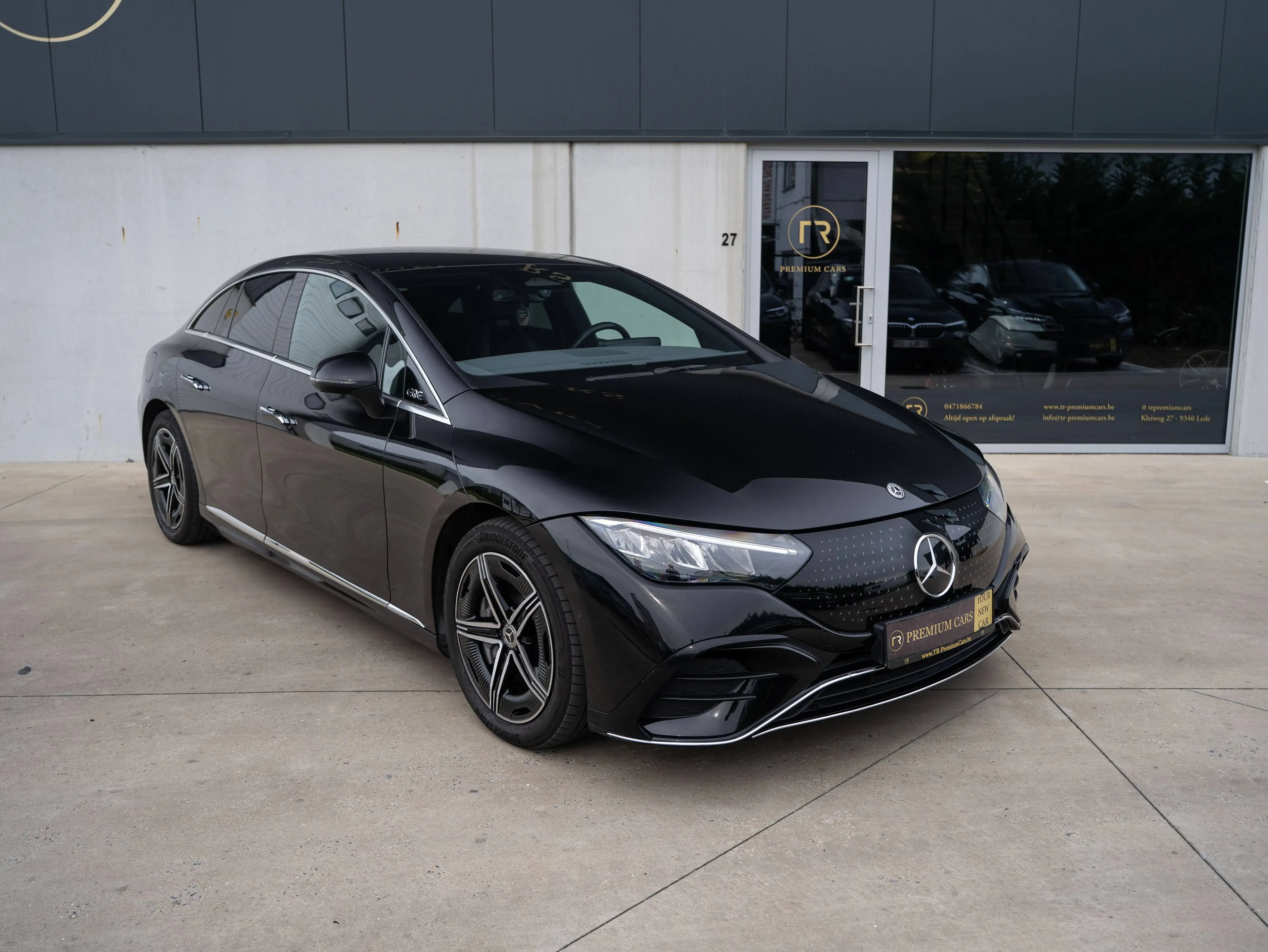Mercedes-Benz EQE 350 AMG Line l Carplay l Memory l Keyless l Camera l 101% SOH — photo 5