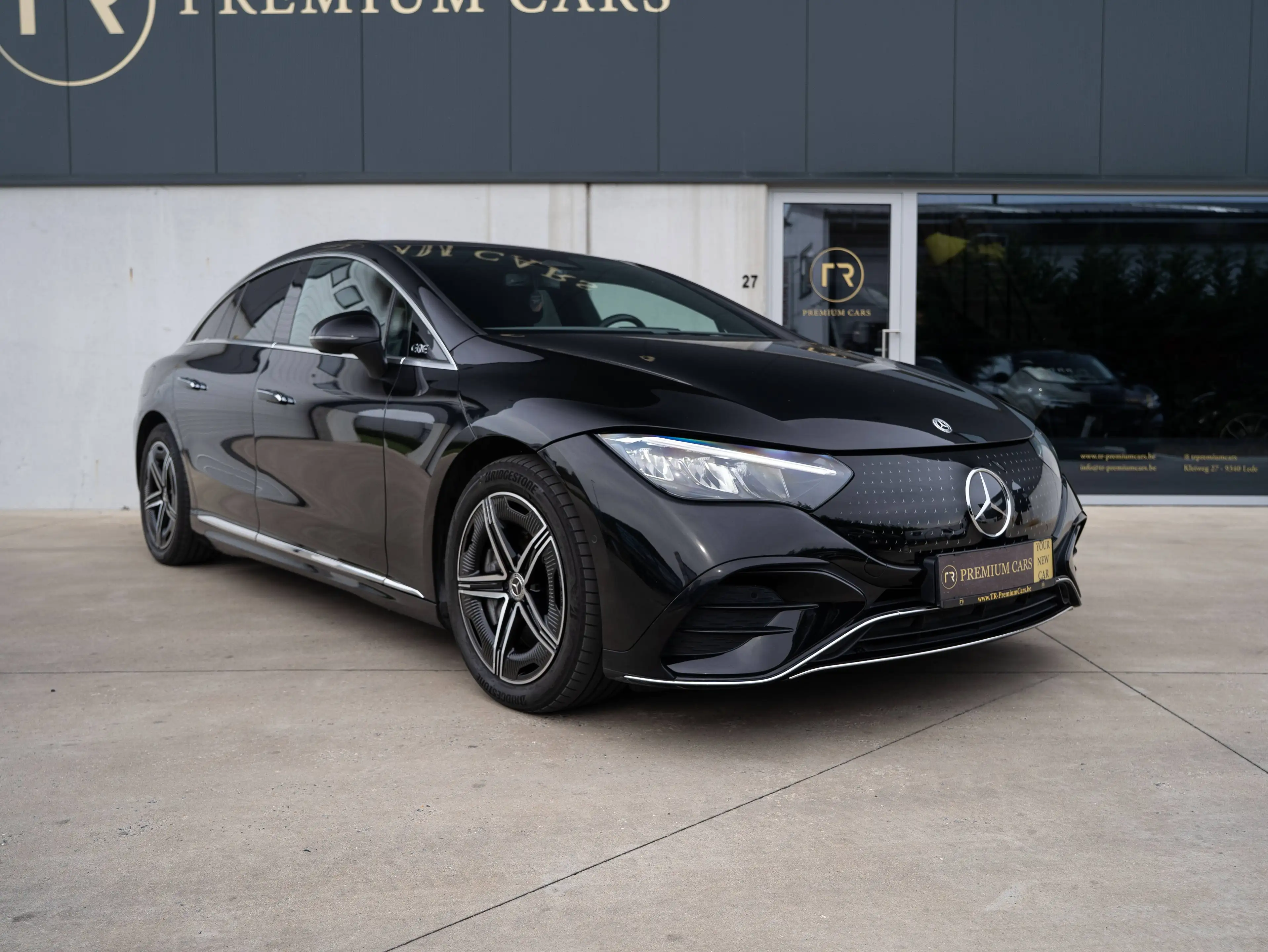 Mercedes-Benz EQE 350 AMG Line l Carplay l Memory l Keyless l Camera l 101% SOH — photo 6