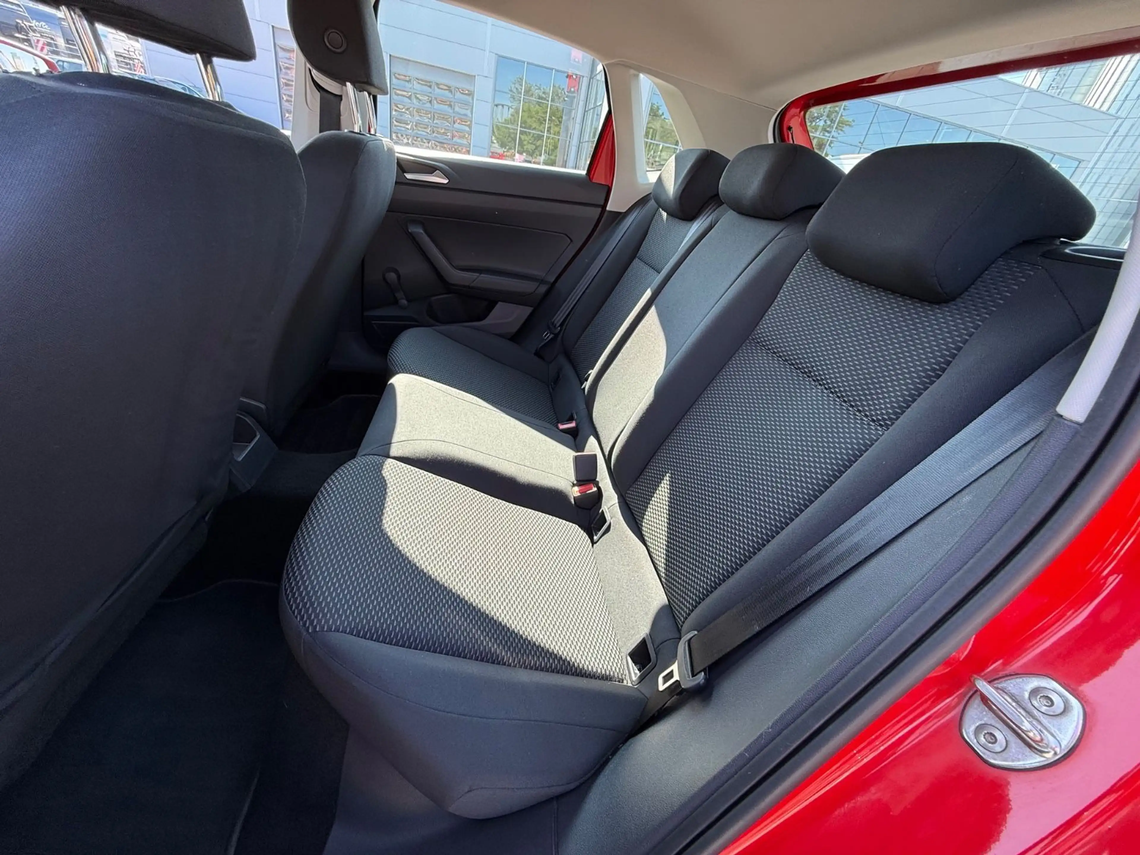 Volkswagen Polo POLO TRENDLINE, KLIMA, PDC, SITZHEIZUNG — photo 11