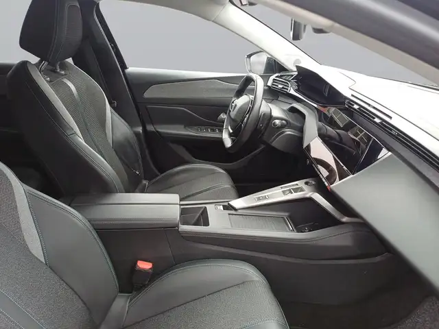 Peugeot 308 view 11