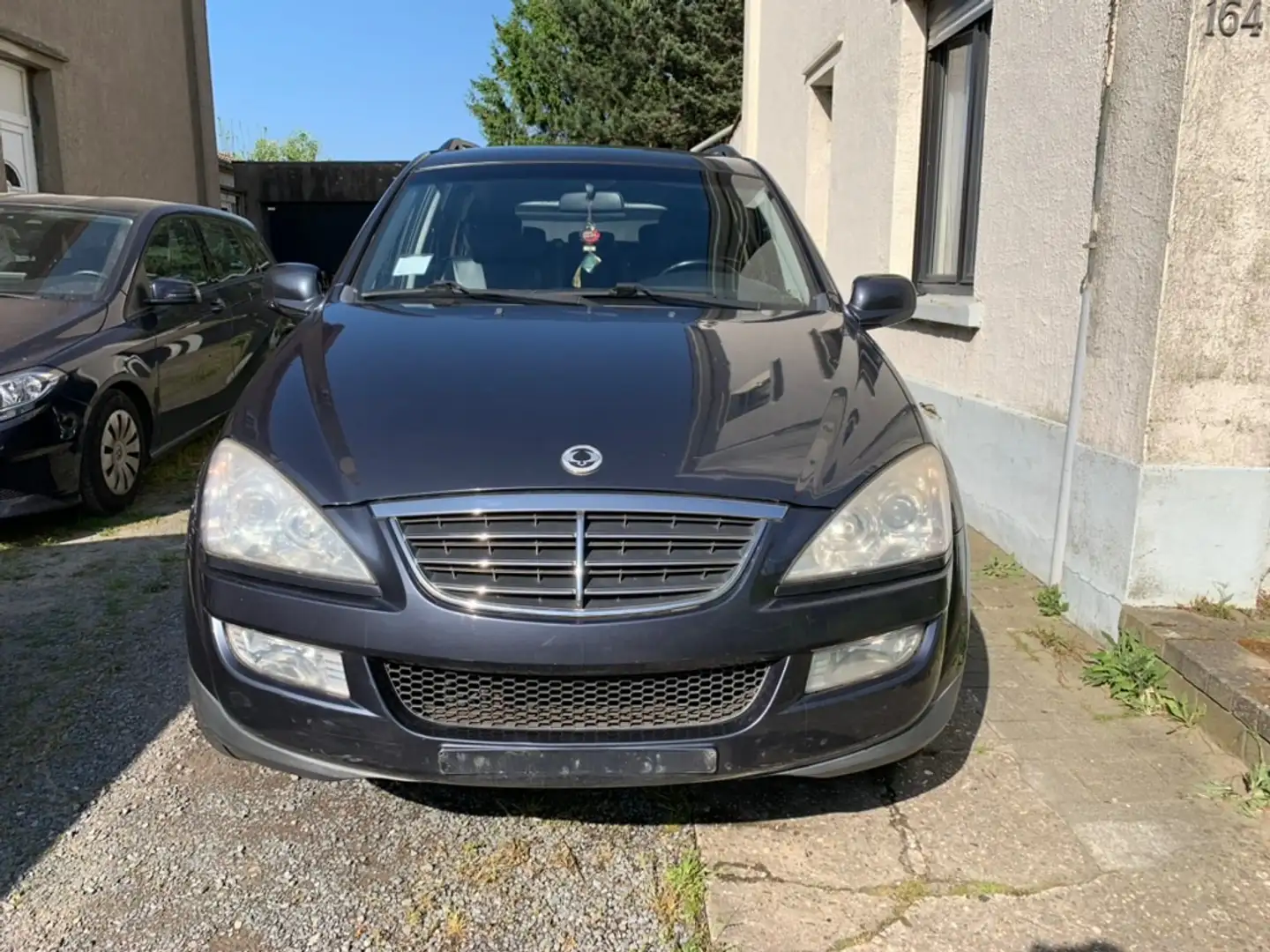 SsangYong Kyron 2.0 Turbo M 200 Xdi 2WD Gris - 1