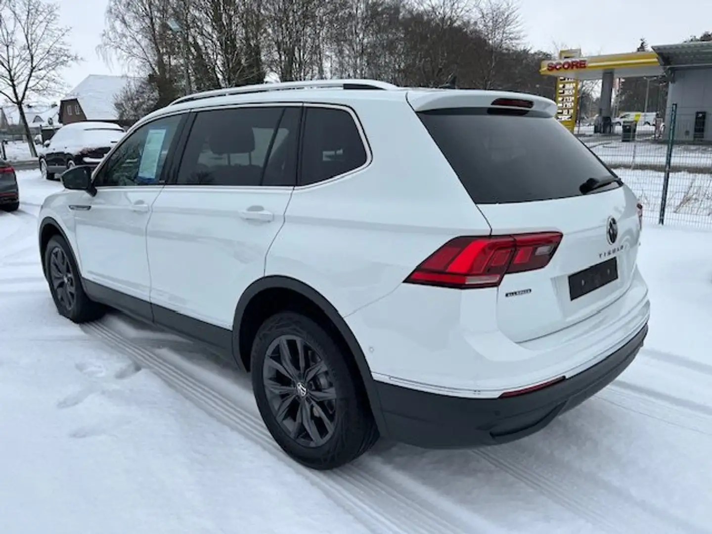 Volkswagen Tiguan Allspace 2.0 TDI DSG 4Motion Move Navi ACC Standhzg 360° Blanc - 2