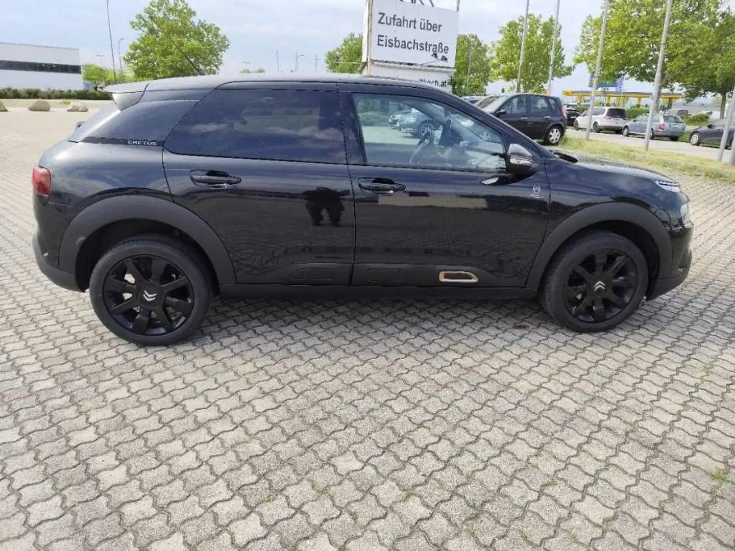 Citroen C4 Cactus C4 Cactus PureTech 110 S Schwarz - 1