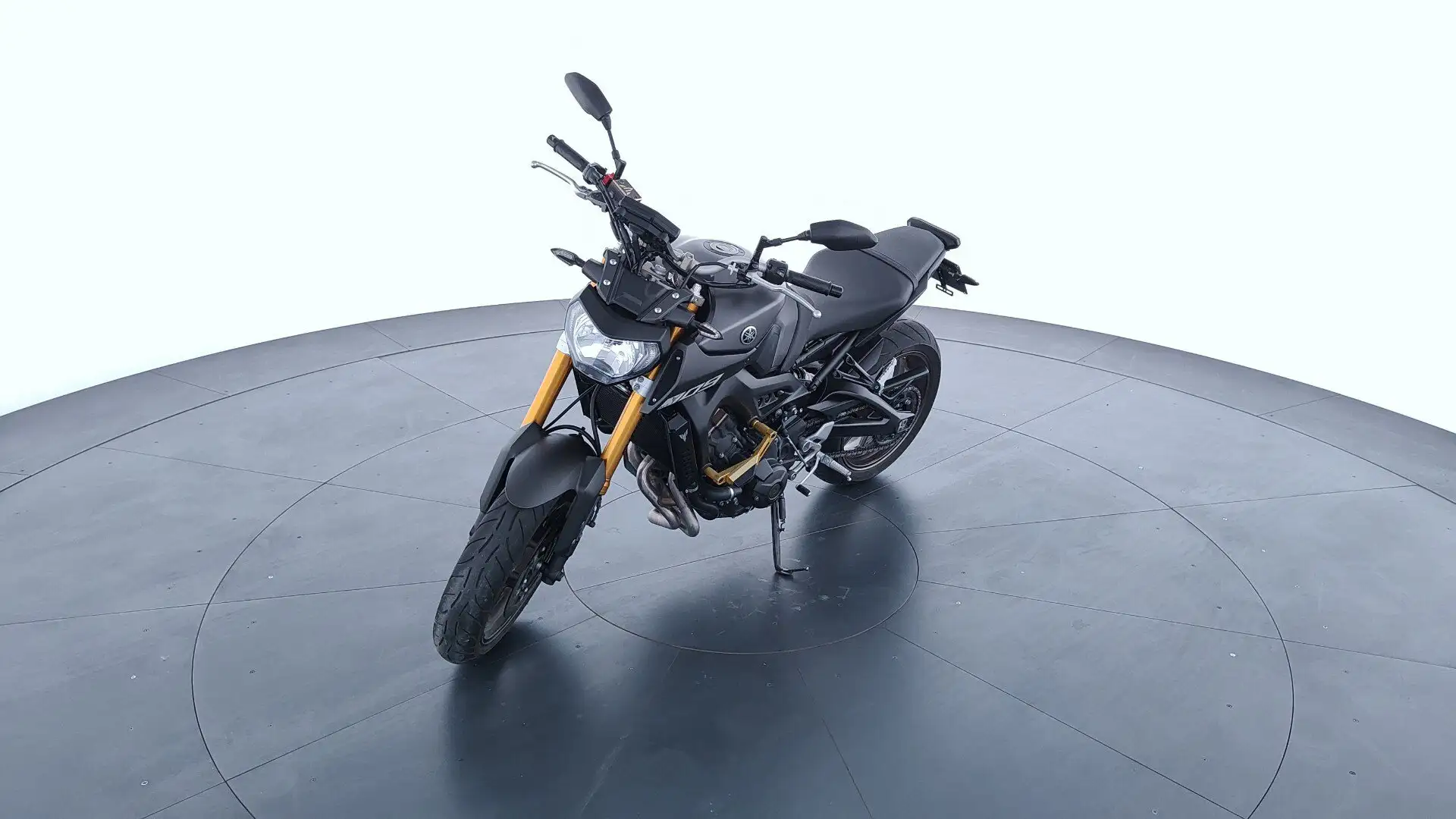 Yamaha MT-09 ABS - 1