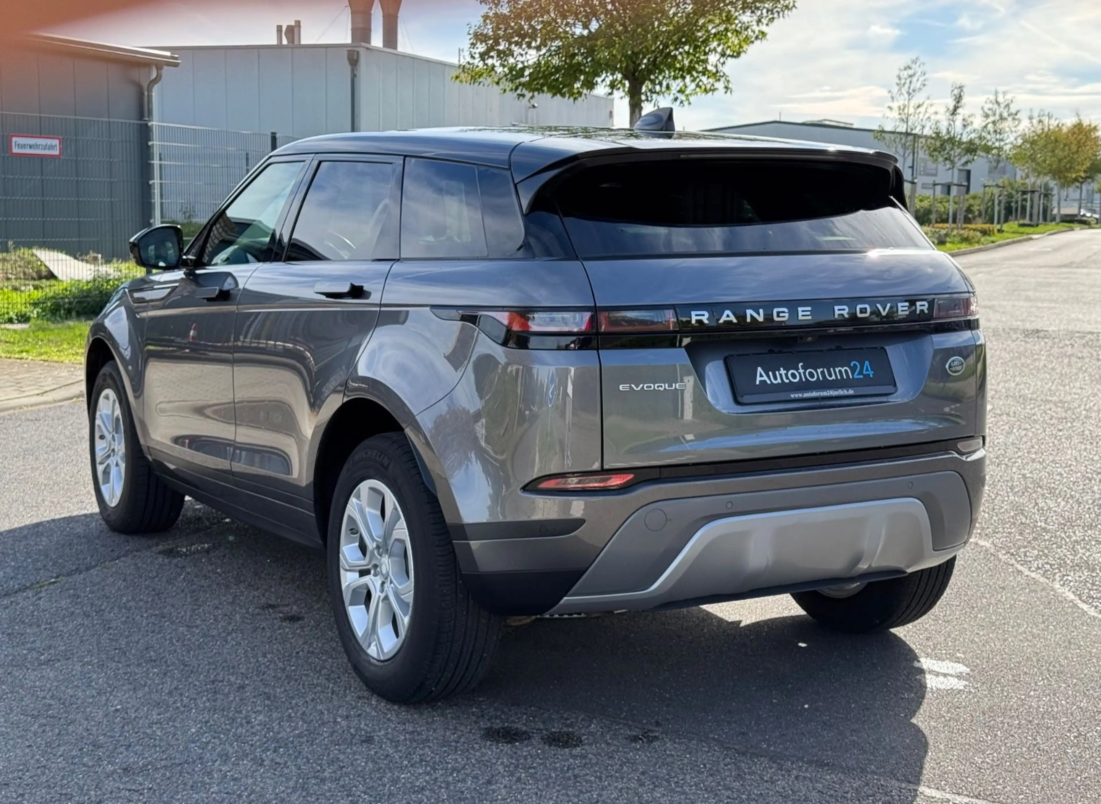 Land Rover Range Rover Evoque S *Autom.*Navi*CaPlay*Pano* — photo 3
