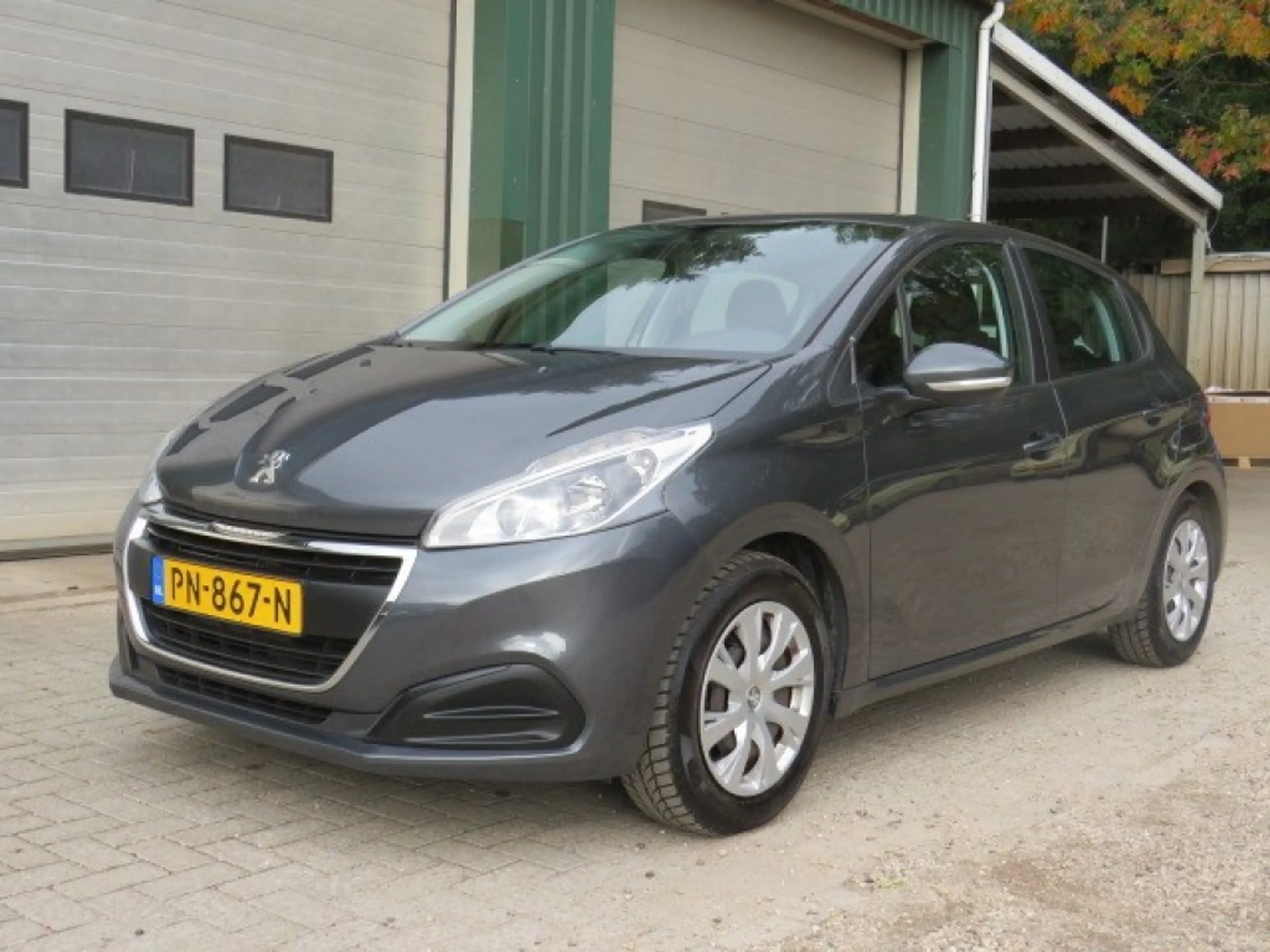 Peugeot 208 1.2 PURETECH ACTIVE — photo 3