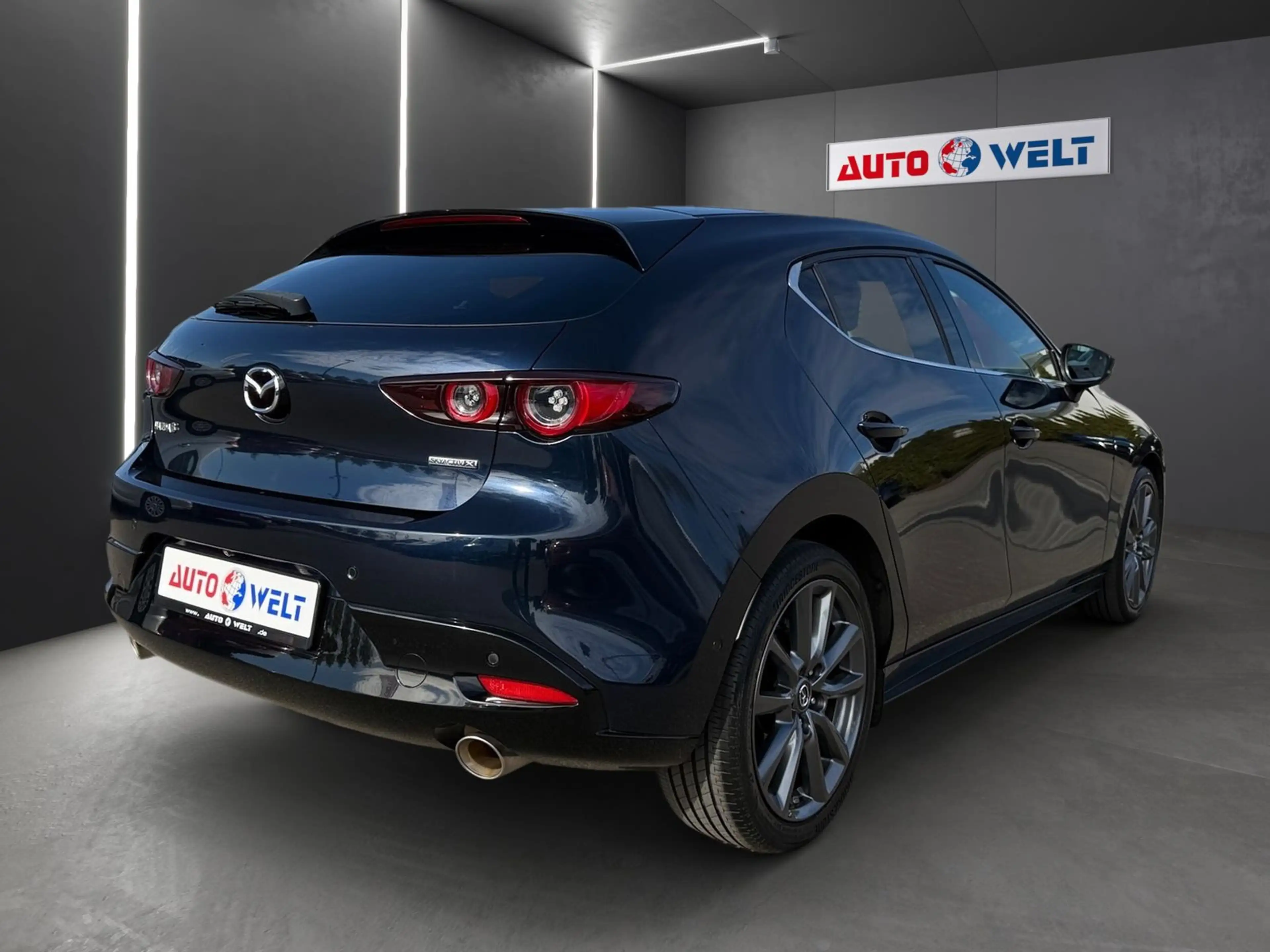 Mazda 3 2.0 M-Hybrid Selection 360° Navi DAB Spurhalte — photo 4
