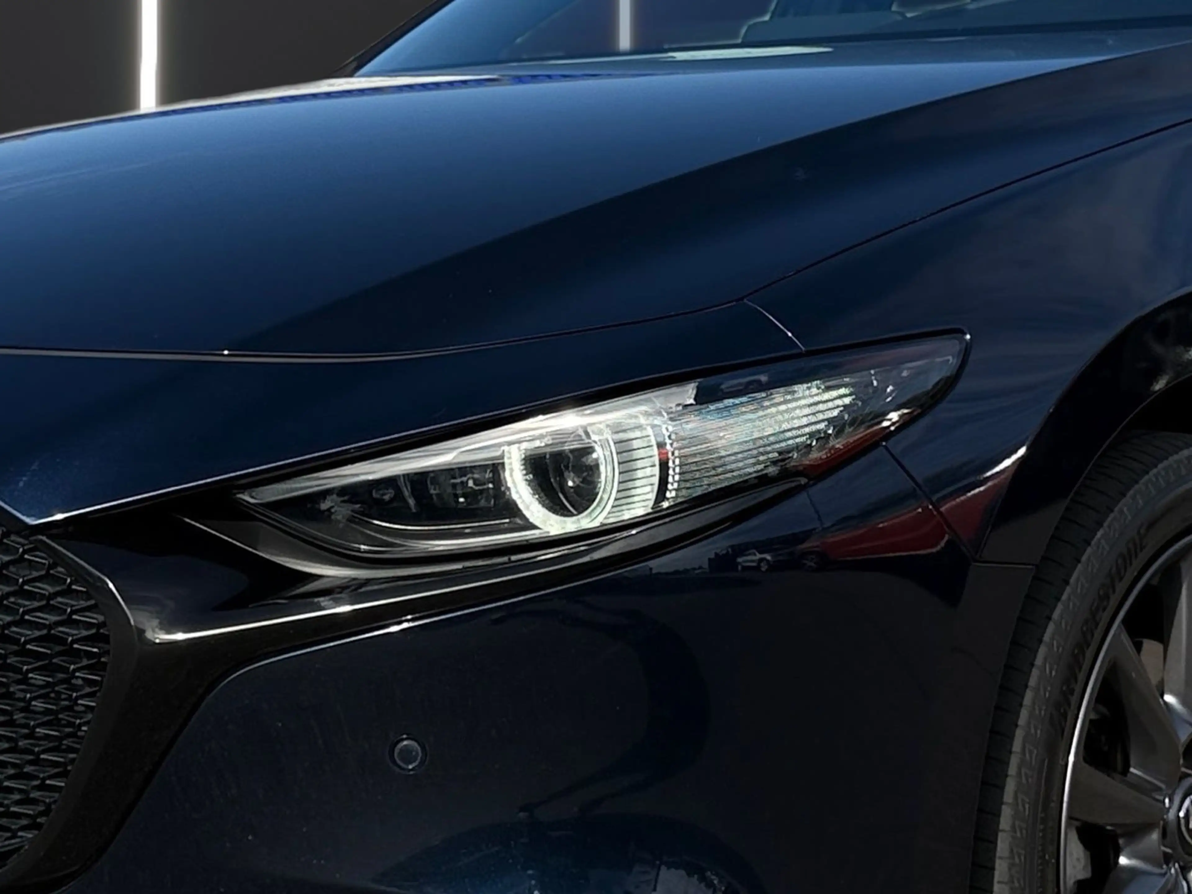Mazda 3 2.0 M-Hybrid Selection 360° Navi DAB Spurhalte — photo 7