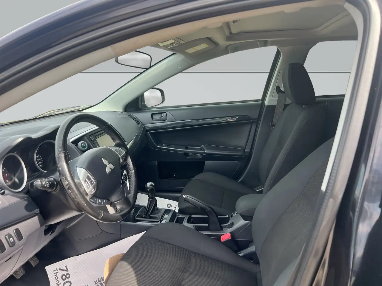 Mitsubishi Lancer снимка Mitsubishi Lancer