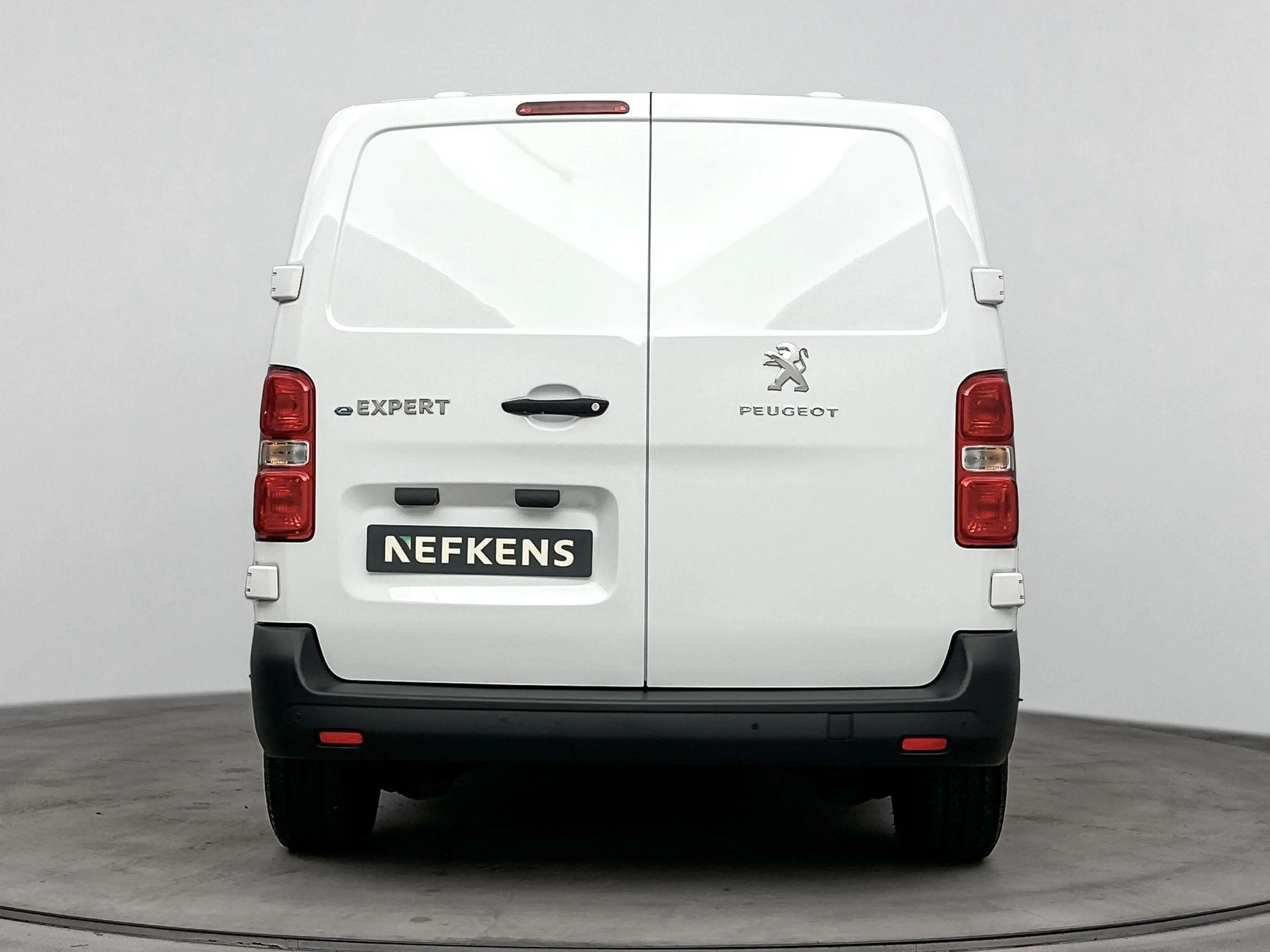 Peugeot e-Expert EV L2 75 kWh | Accu 96% | Airco | CarPlay | Cruise — photo 8