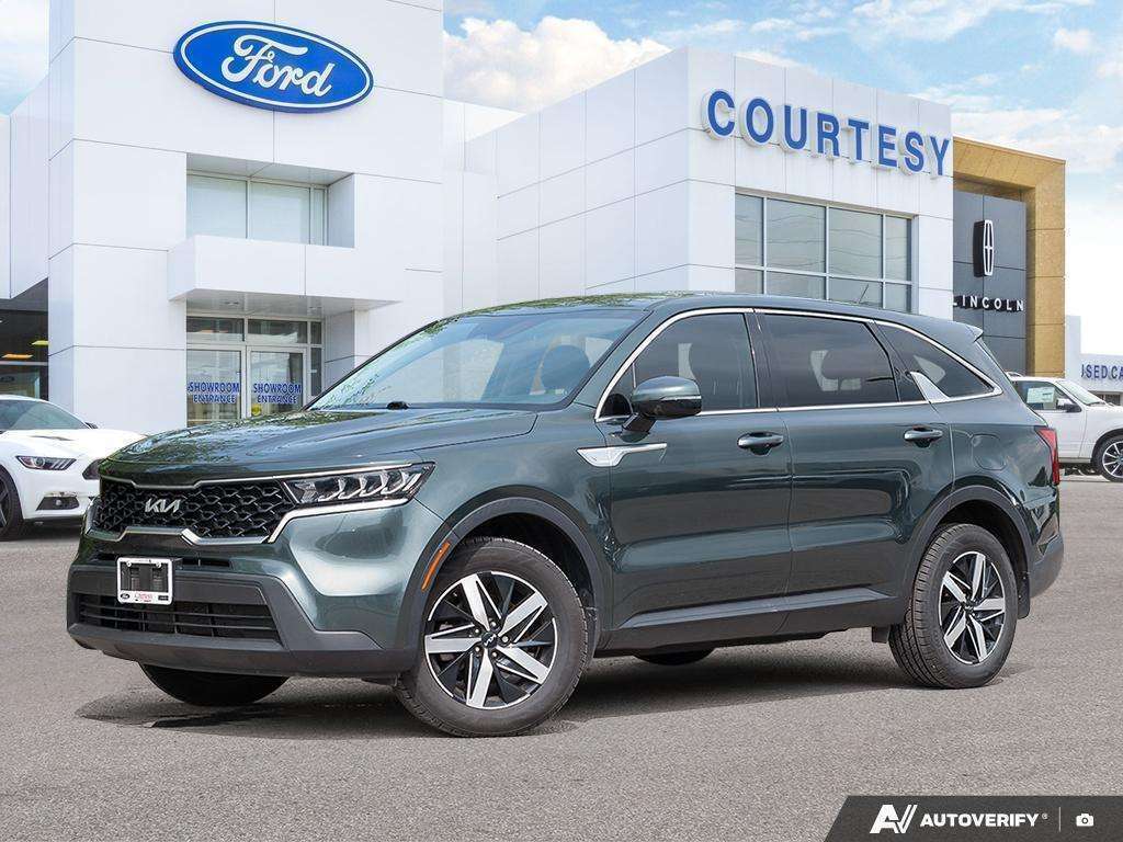 used 2023 Kia Sorento car, priced at $26,999