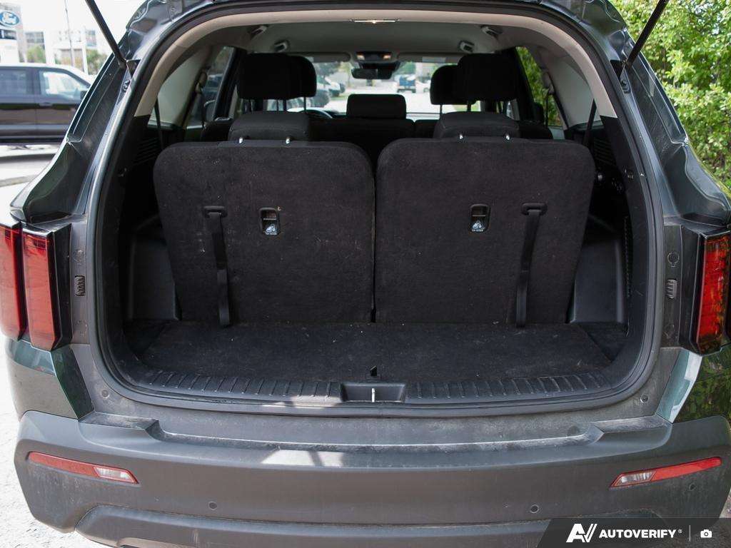 used 2023 Kia Sorento car, priced at $27,700