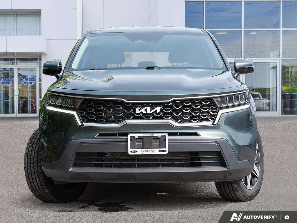 used 2023 Kia Sorento car, priced at $27,700