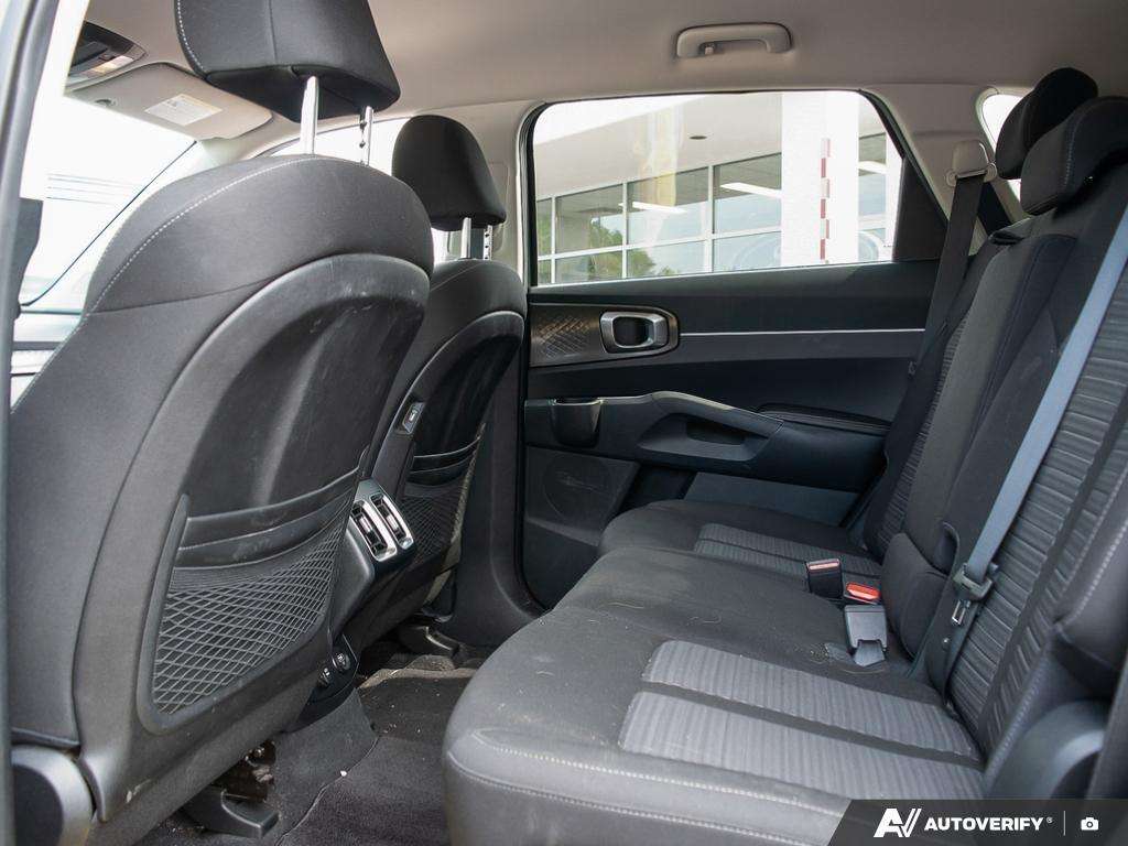 used 2023 Kia Sorento car, priced at $27,700