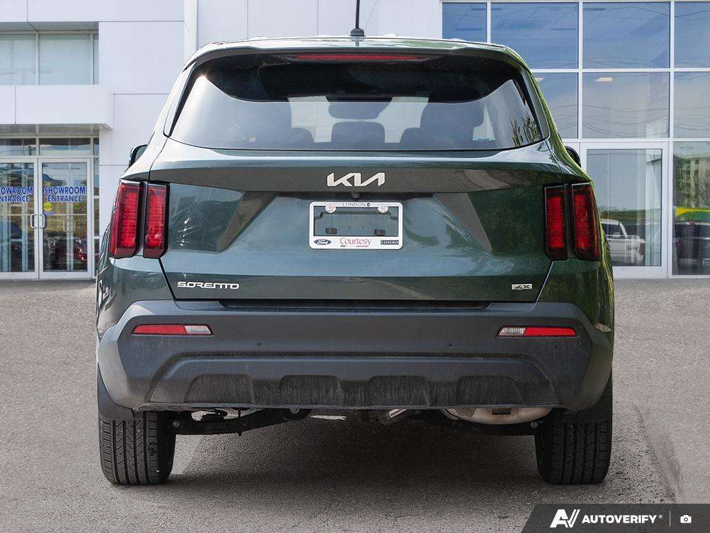 used 2023 Kia Sorento car, priced at $27,700