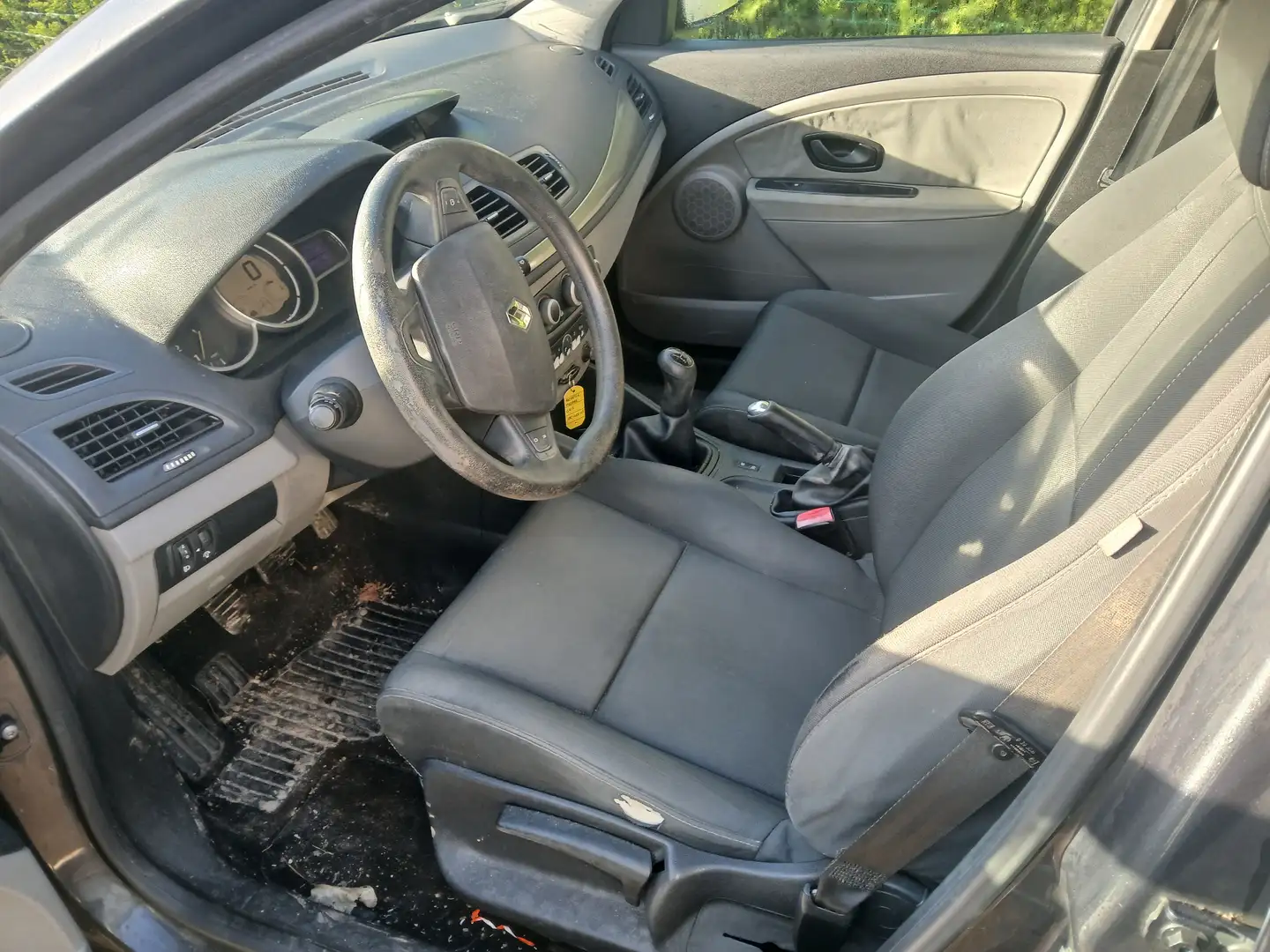 Renault Megane Mégane III dCi 90 FAP eco2 Authentique - 2