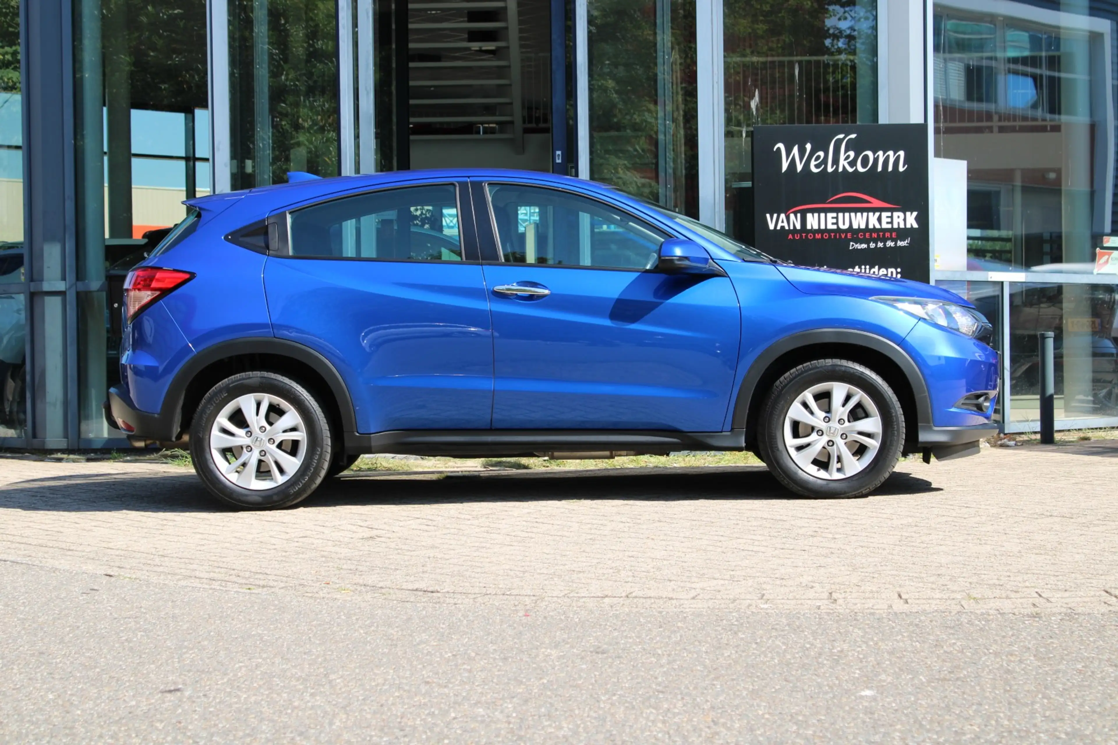Honda HR-V 1.5 i-VTEC 130pk Automaat Elegance | Navigatie | C — photo 3