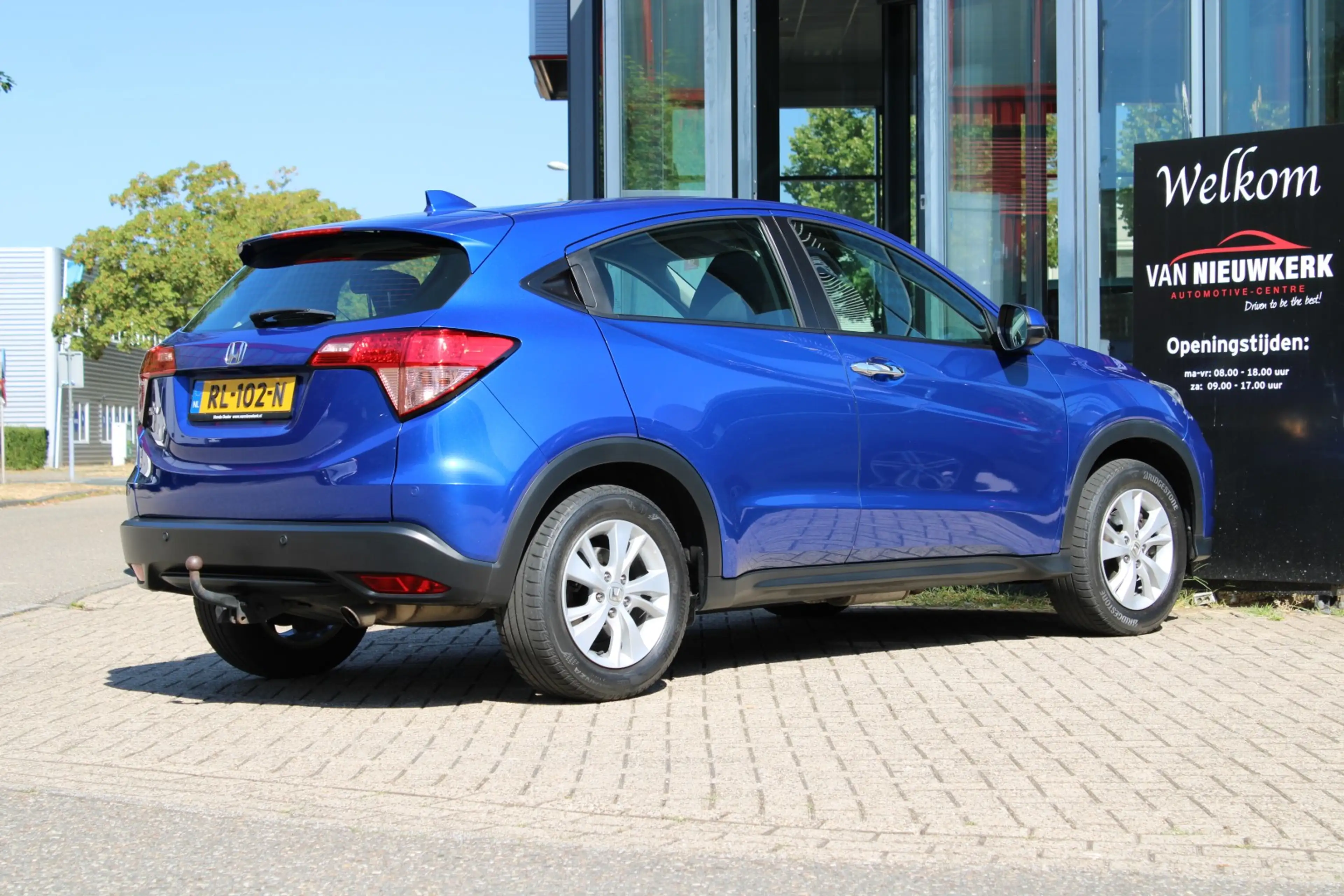 Honda HR-V 1.5 i-VTEC 130pk Automaat Elegance | Navigatie | C — photo 2