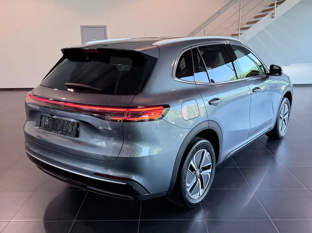 Geely Starray EM-i 2026